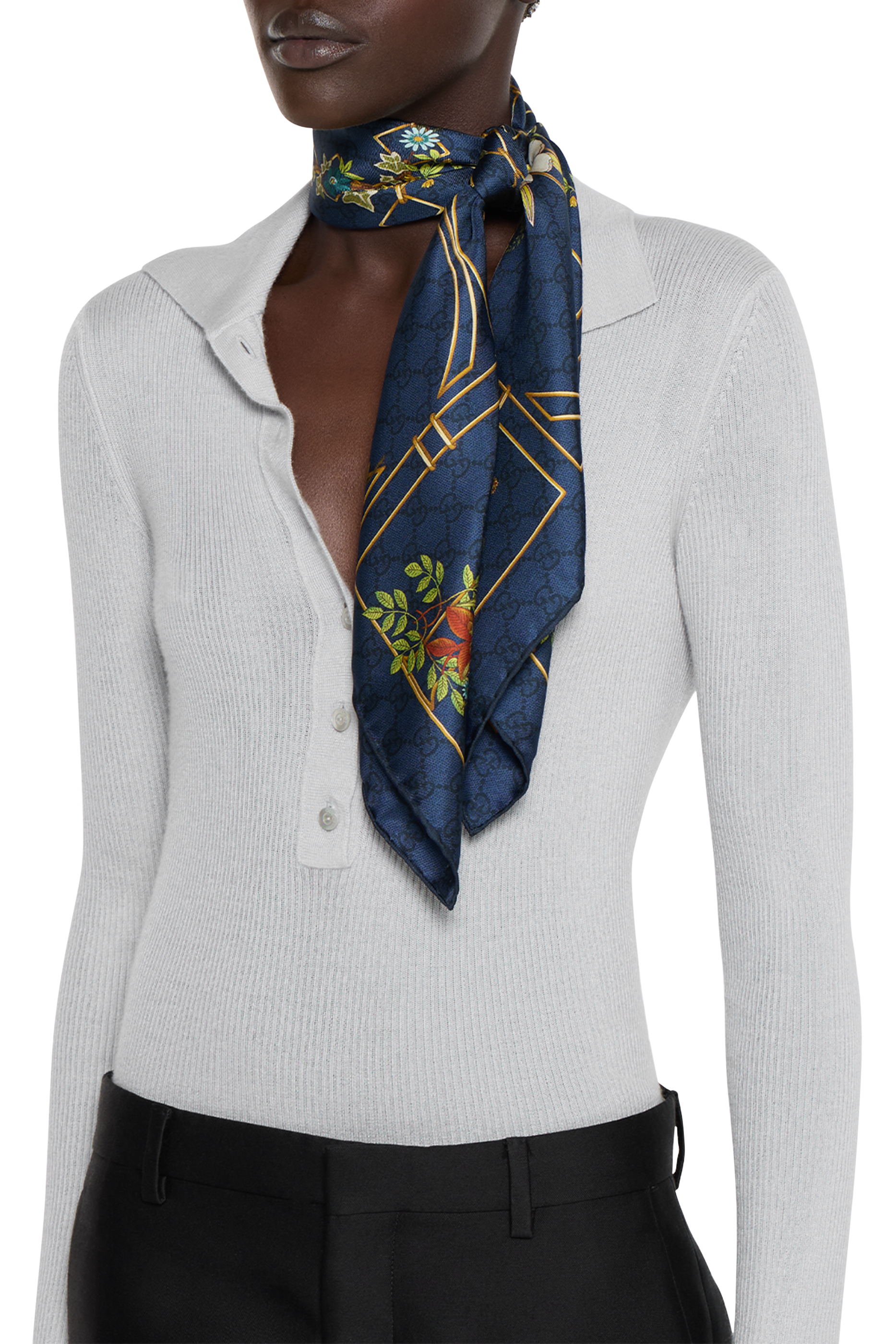 وشاح بنقشة حرير تويل