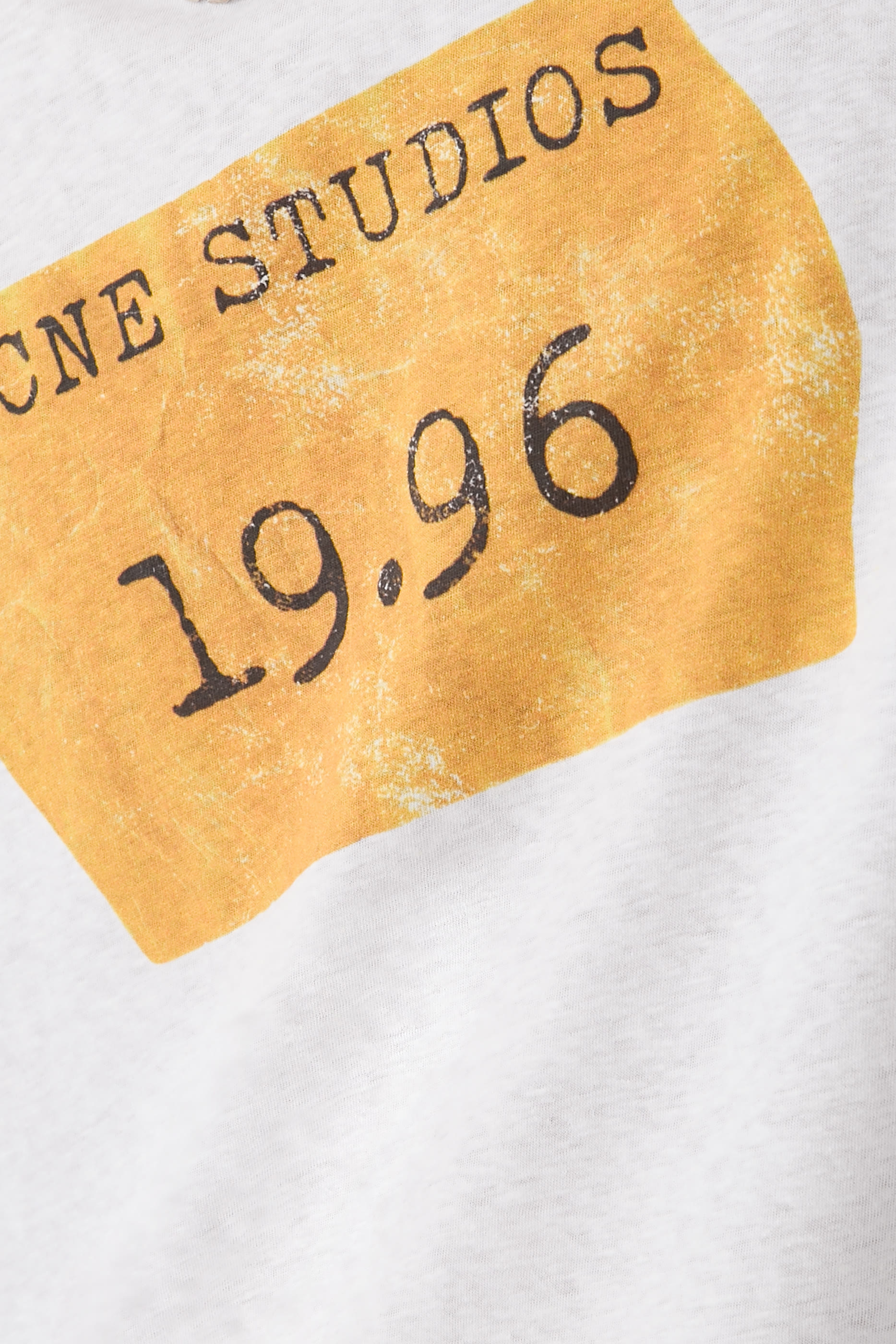 تيشيرت 1996 أنيمايشن بشعار الماركة