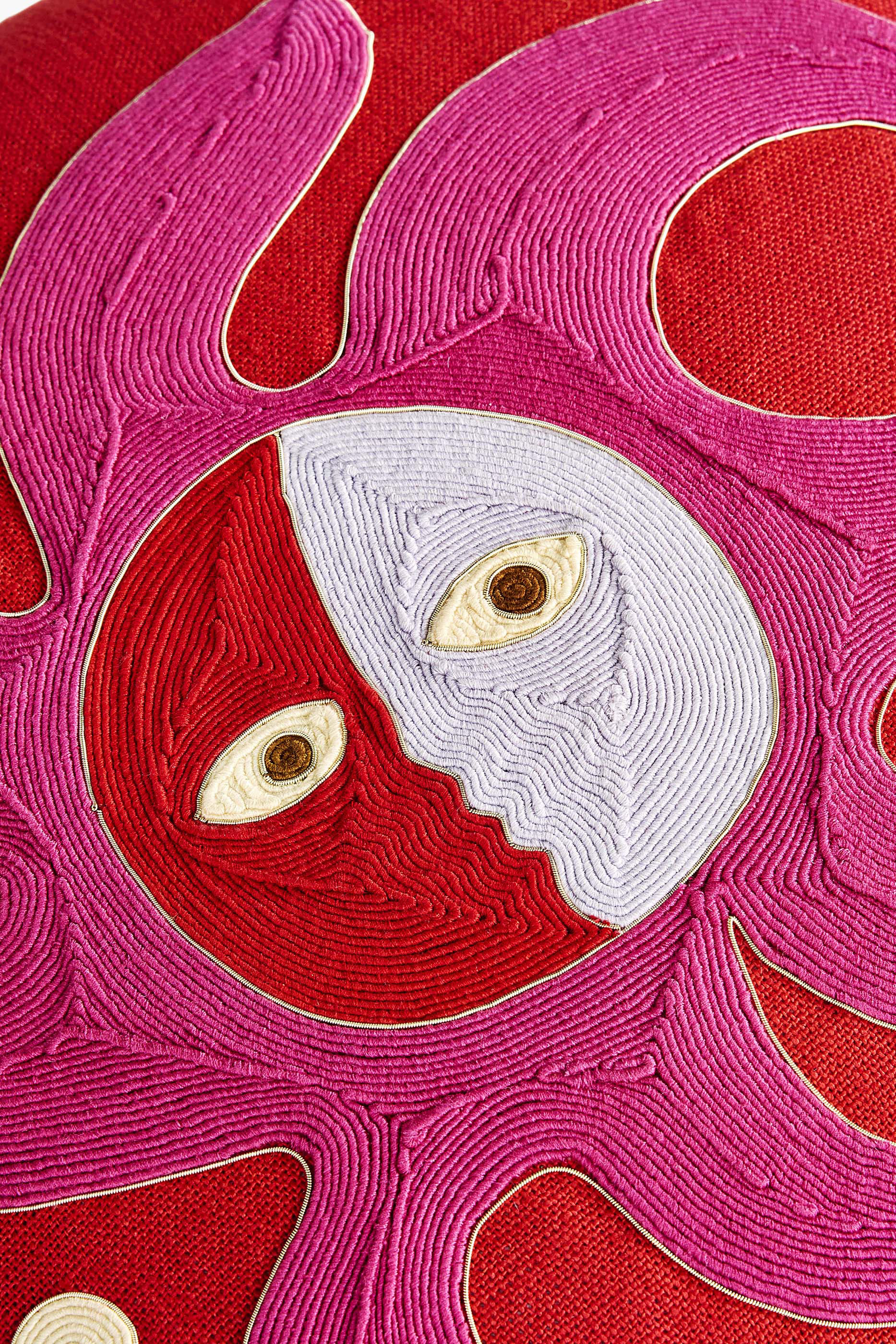 وسادة بلايا بتطريز شمس