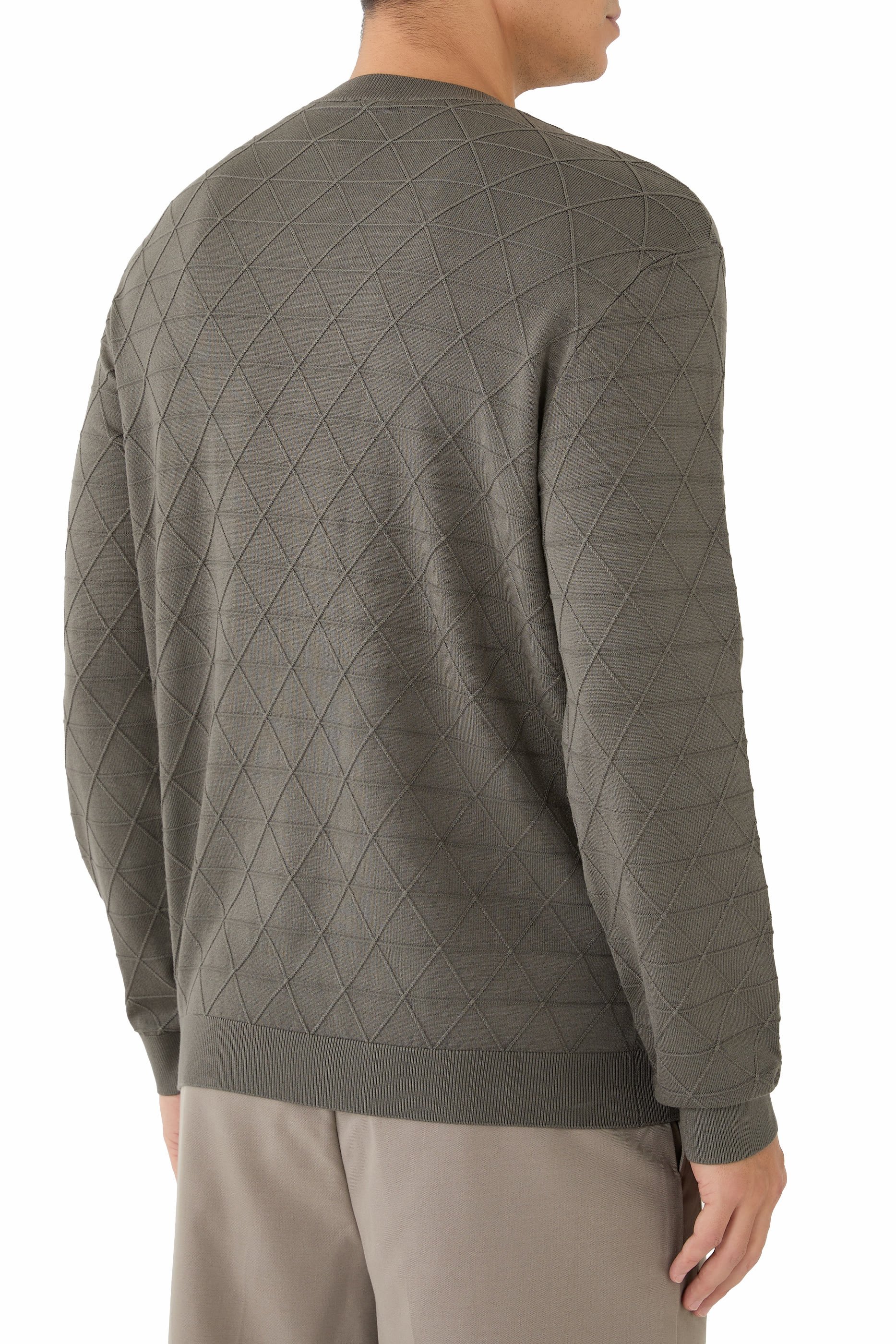 سويت شيرت ناينتي بياقة ضيقة