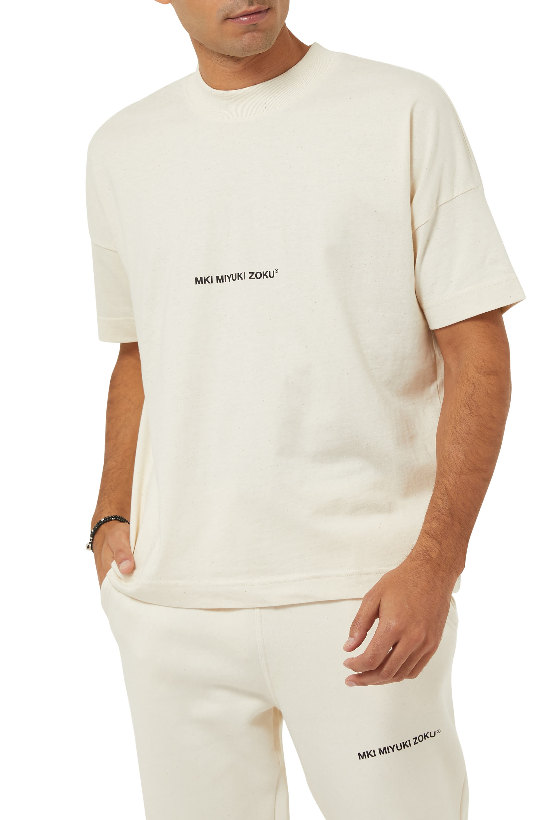 تيشيرت بشعار ام كيه آي 