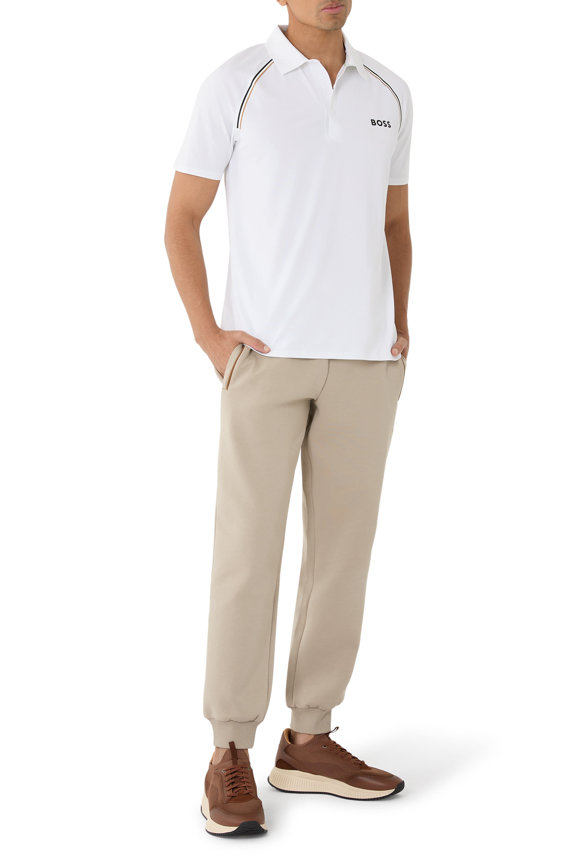 قميص بولو أكتيف بقصة ضيقة مع خاصية التحكم في الروائح