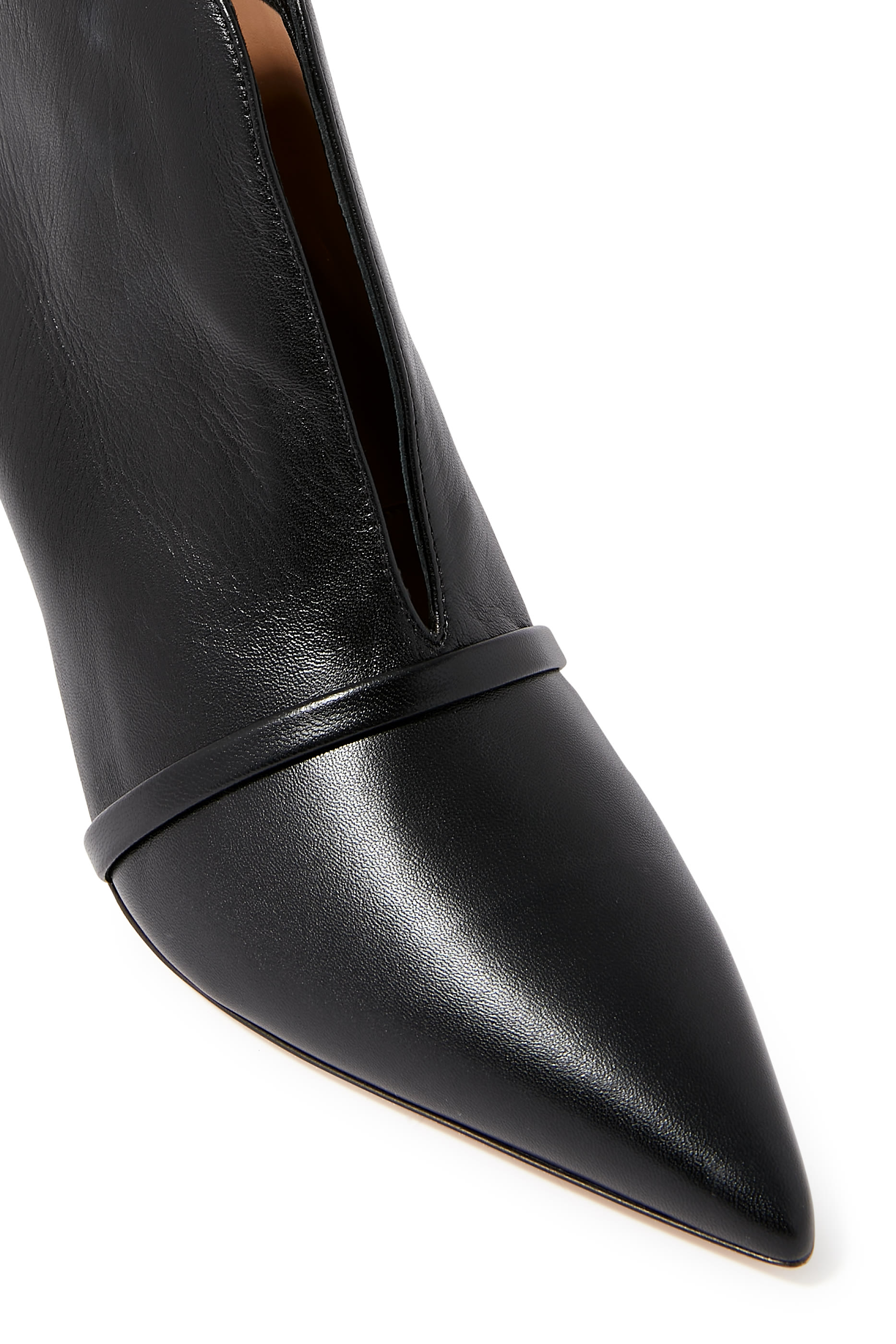 حذاء بوت كورا 70 بطول الكاحل