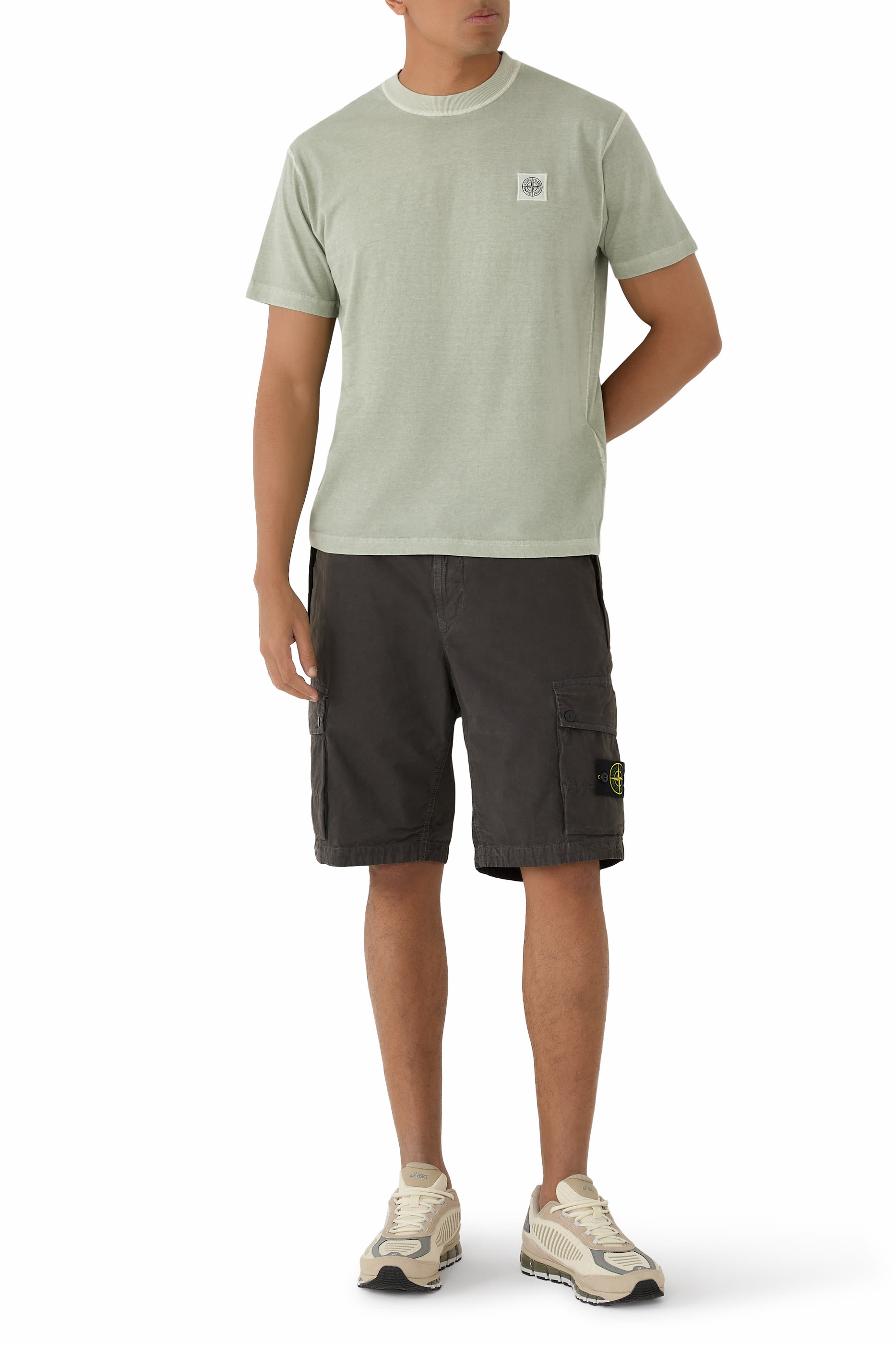 تيشيرت برقعة شعار البوصلة