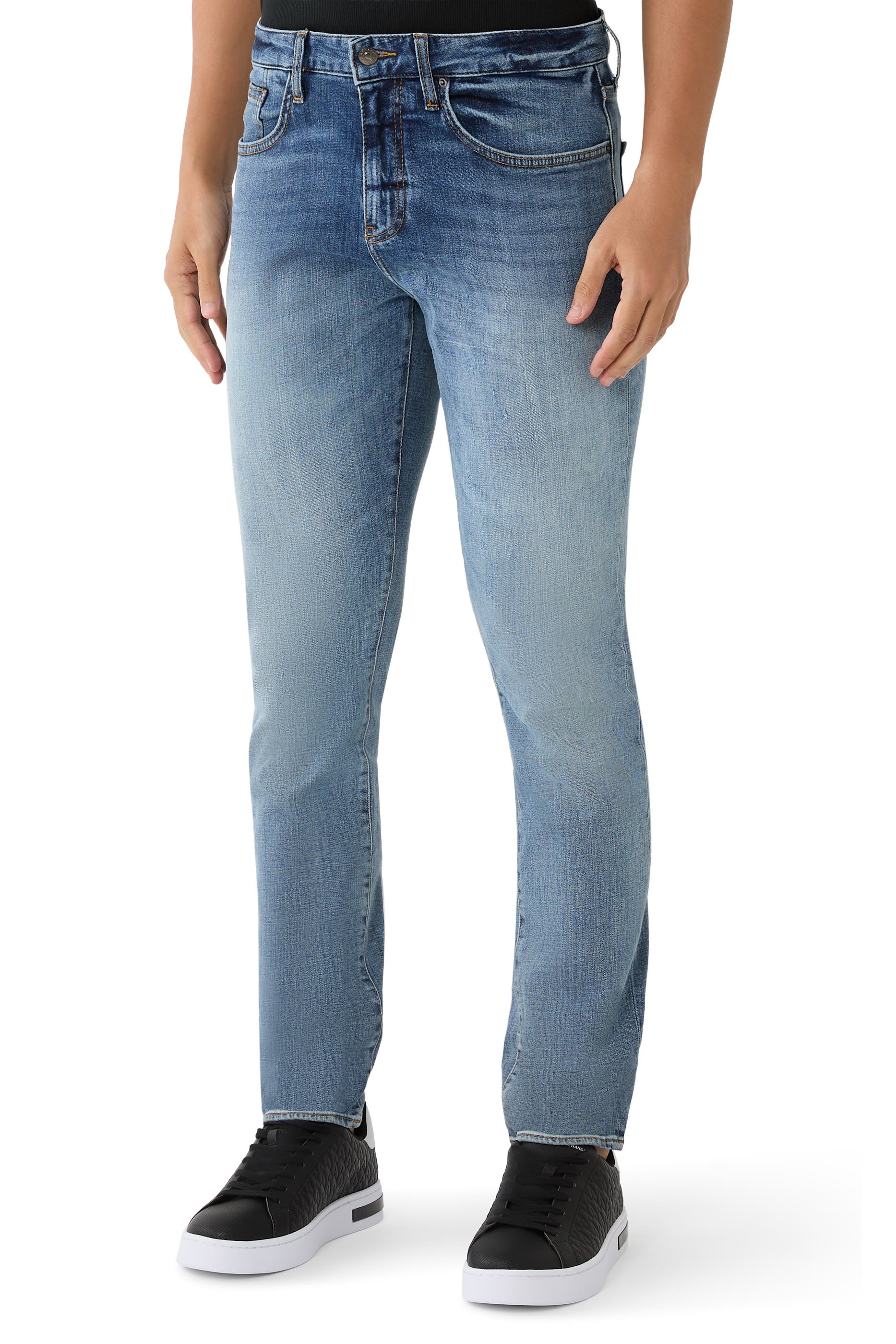 بنطال جينز وان بلوك أب بقصة ضيقة