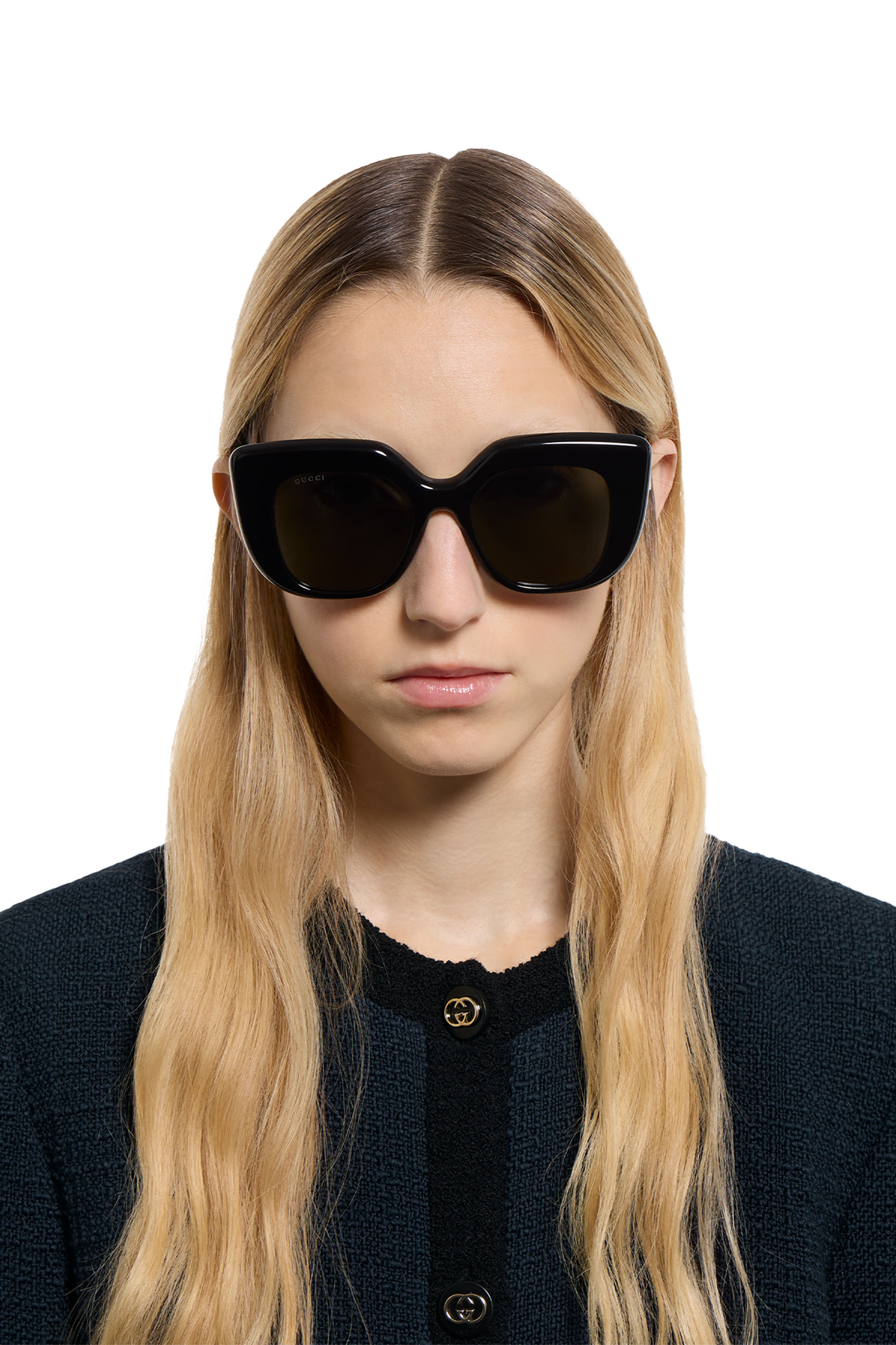 نظارة شمسية 2030 اس بإطار مربع وشعار الماركة