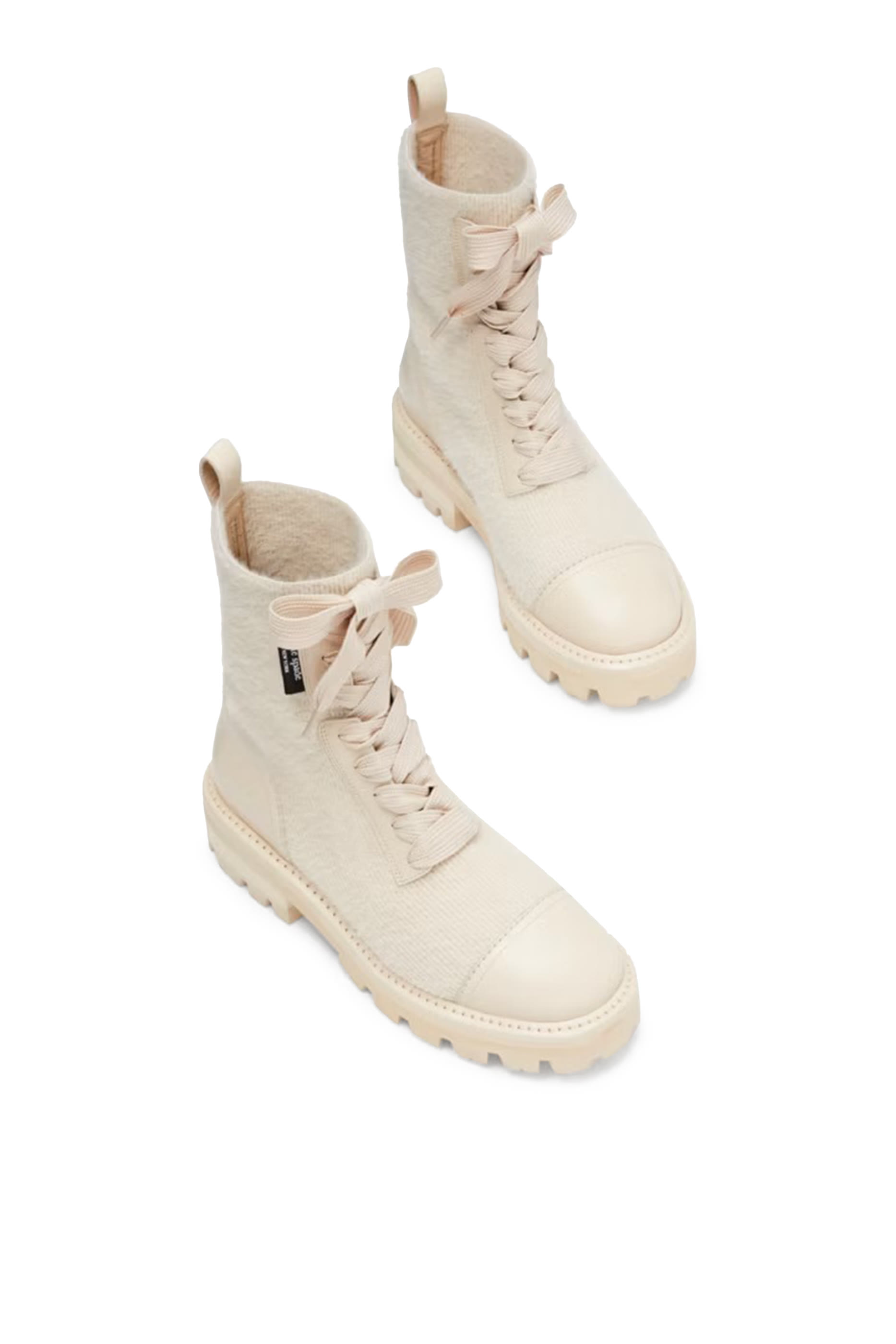 حذاء بوت وينتون لوغ