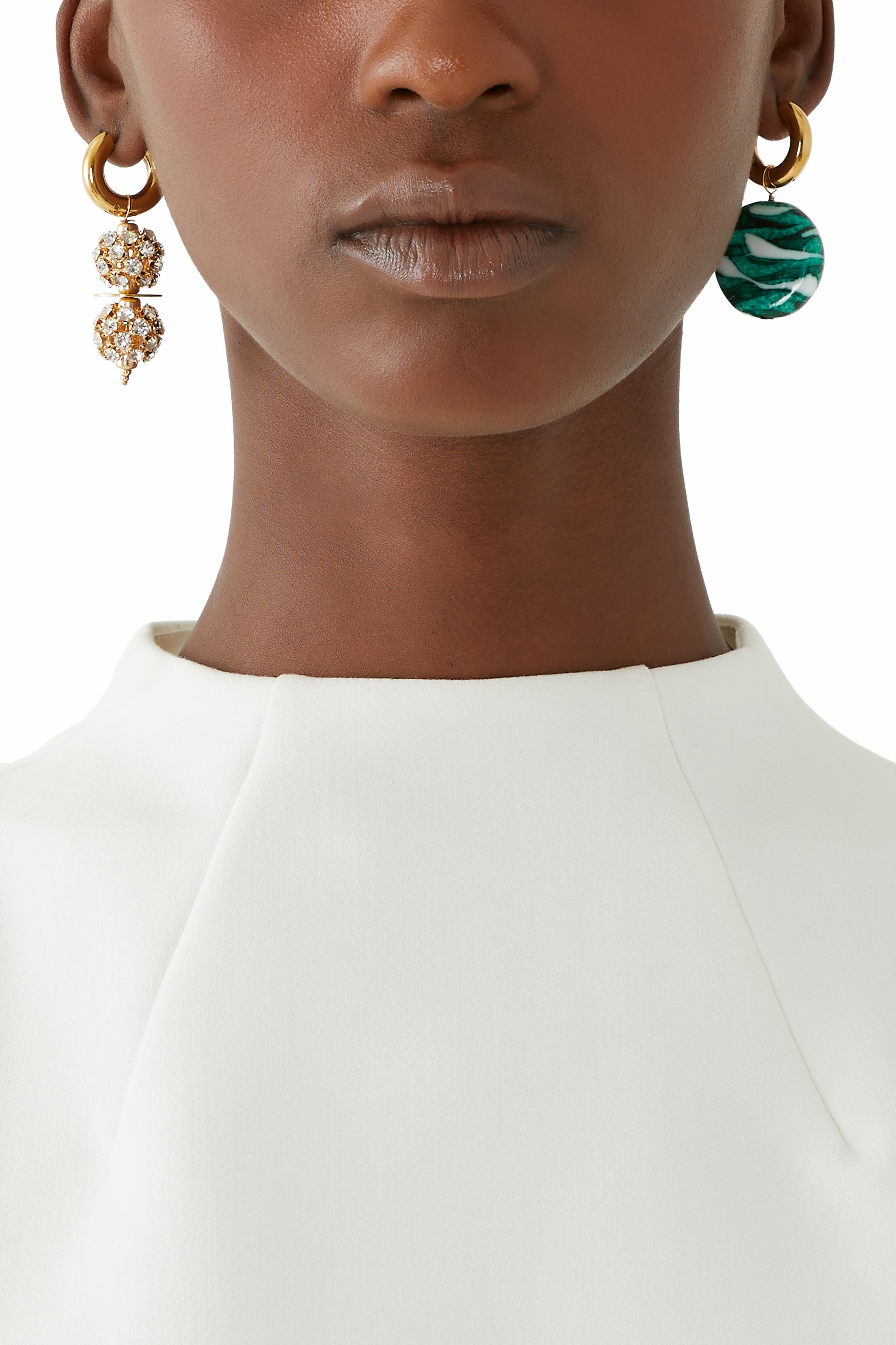 أقراط ميكس آند ماتش مرصعة بكريستال، نحاس مطلي بذهب عيار 24