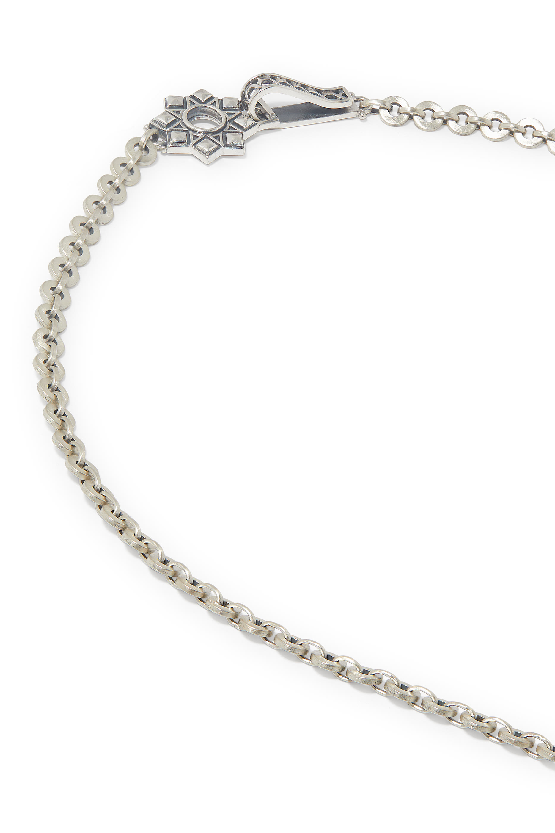 قلادة نور بي كايند مرصعة بالعقيق الأسود والغارنيت، فضة استرلينية وذهب أصفر عيار 18