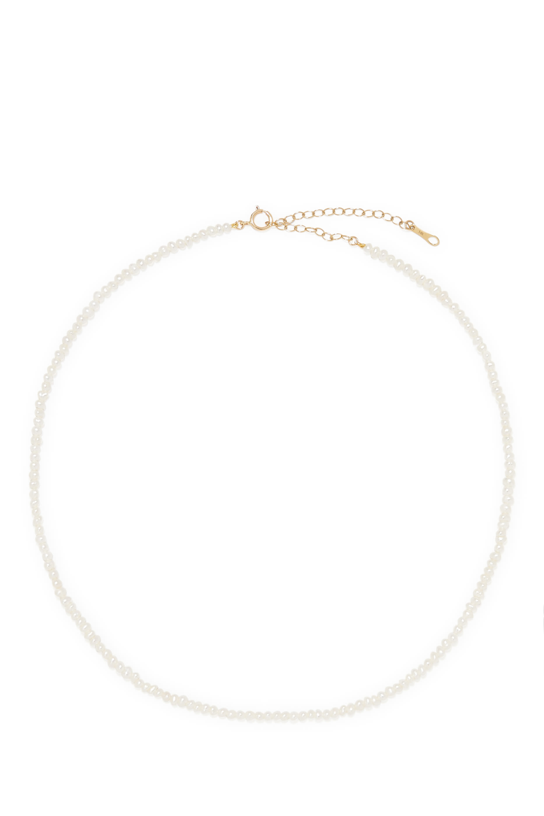 قلادة مزينة بلؤلؤ