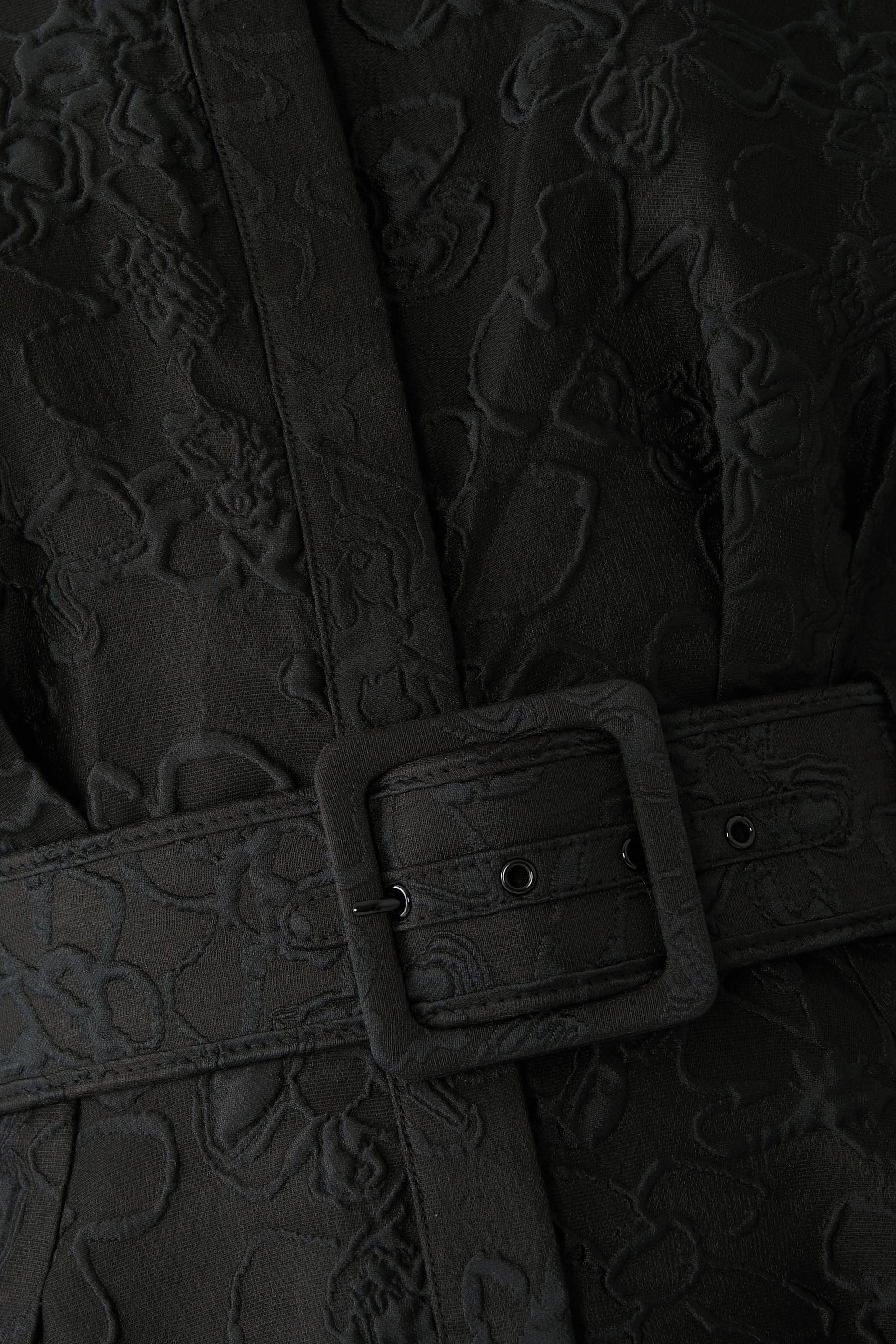 فستان سهرة استير بأكمام قصيرة