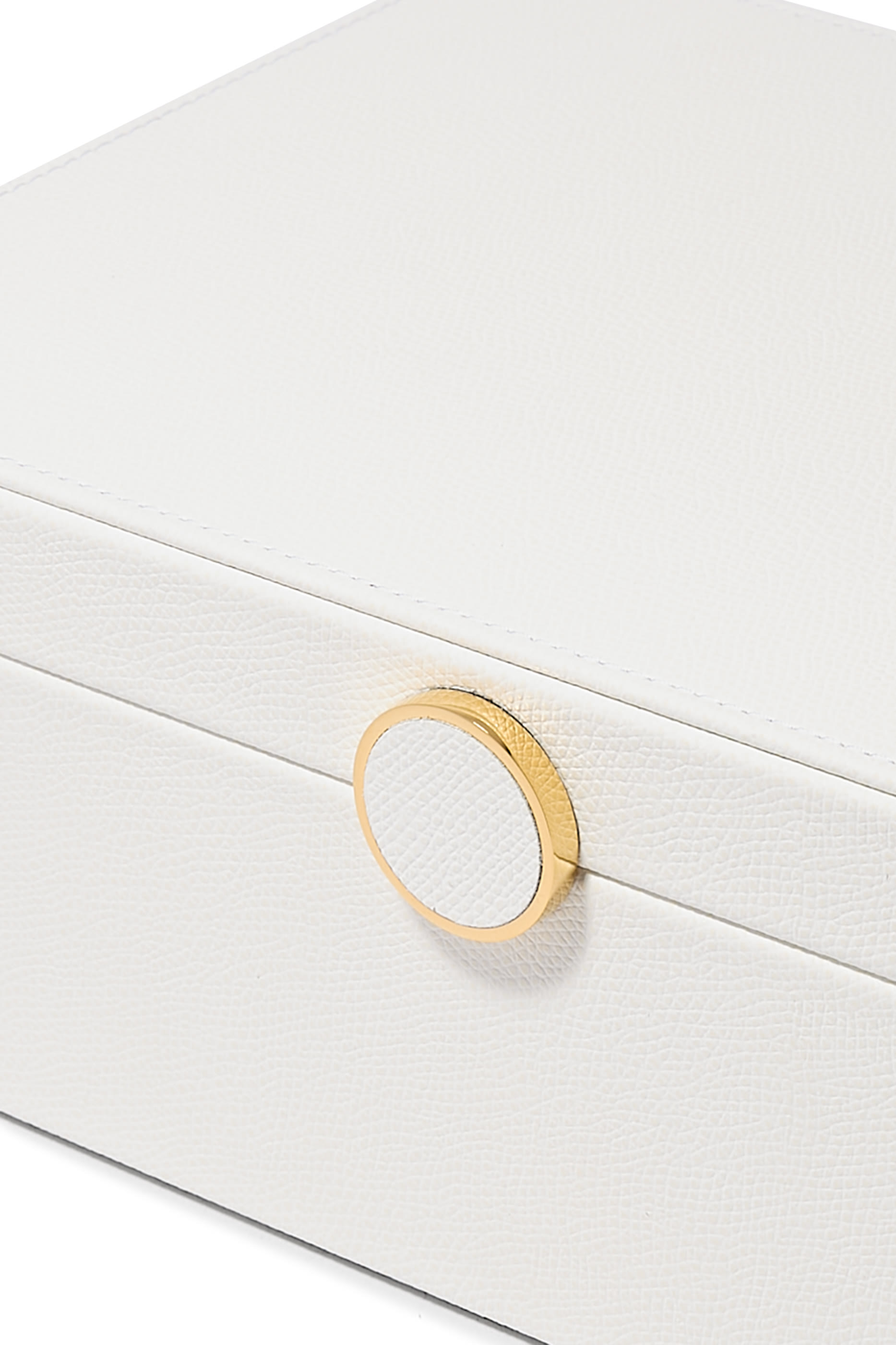 صندوق برستيج متوسط بتصميم مستطيل