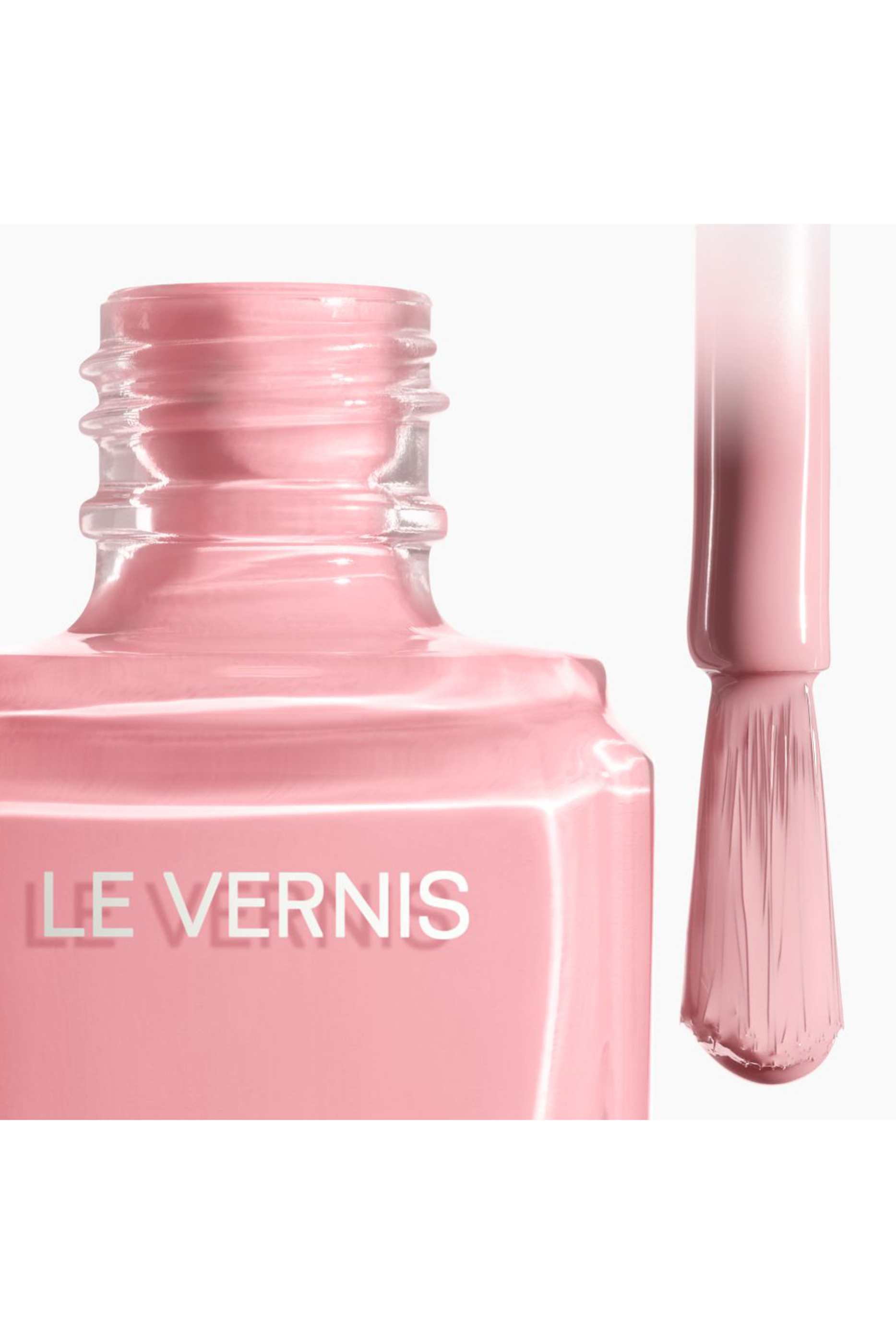 طلاء أظافر Chanel LE VERNIS