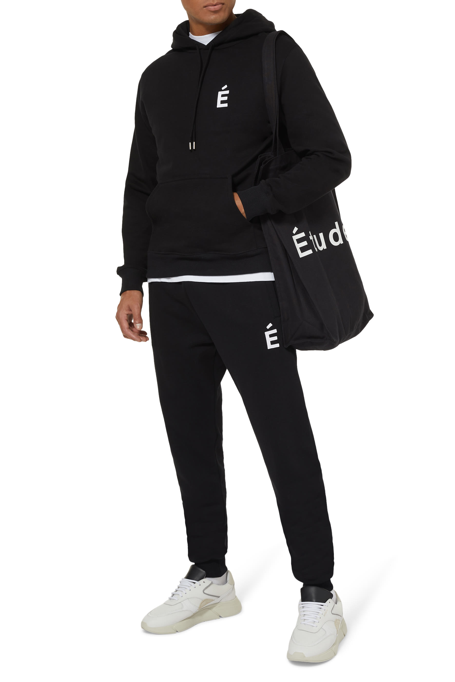 حقيبة يد نوفمبر بطبعات ستنسل