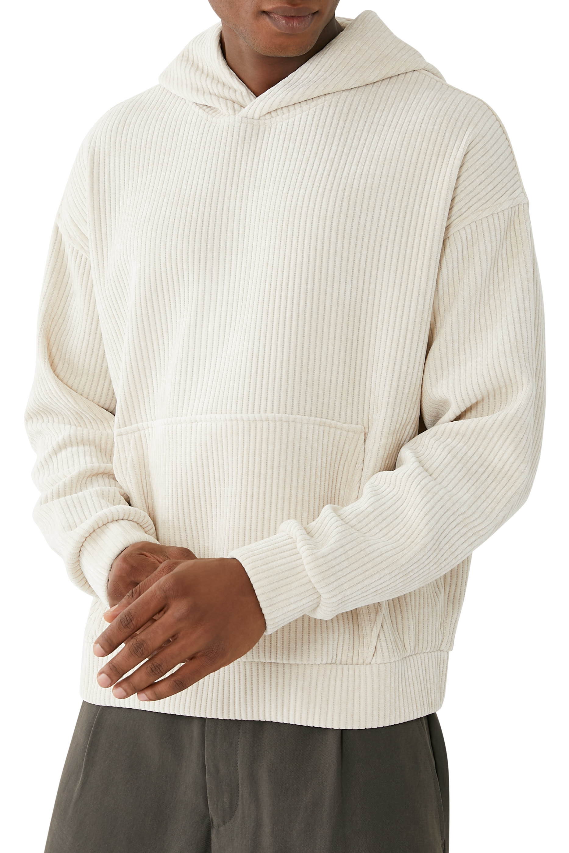 سويت شيرت بغطاء للرأس