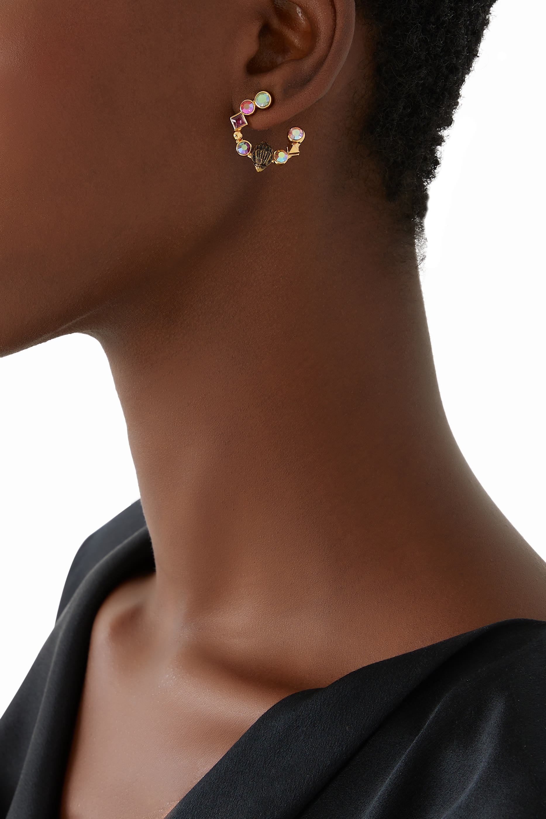 أقراط مرصعة بكريستال متنوع