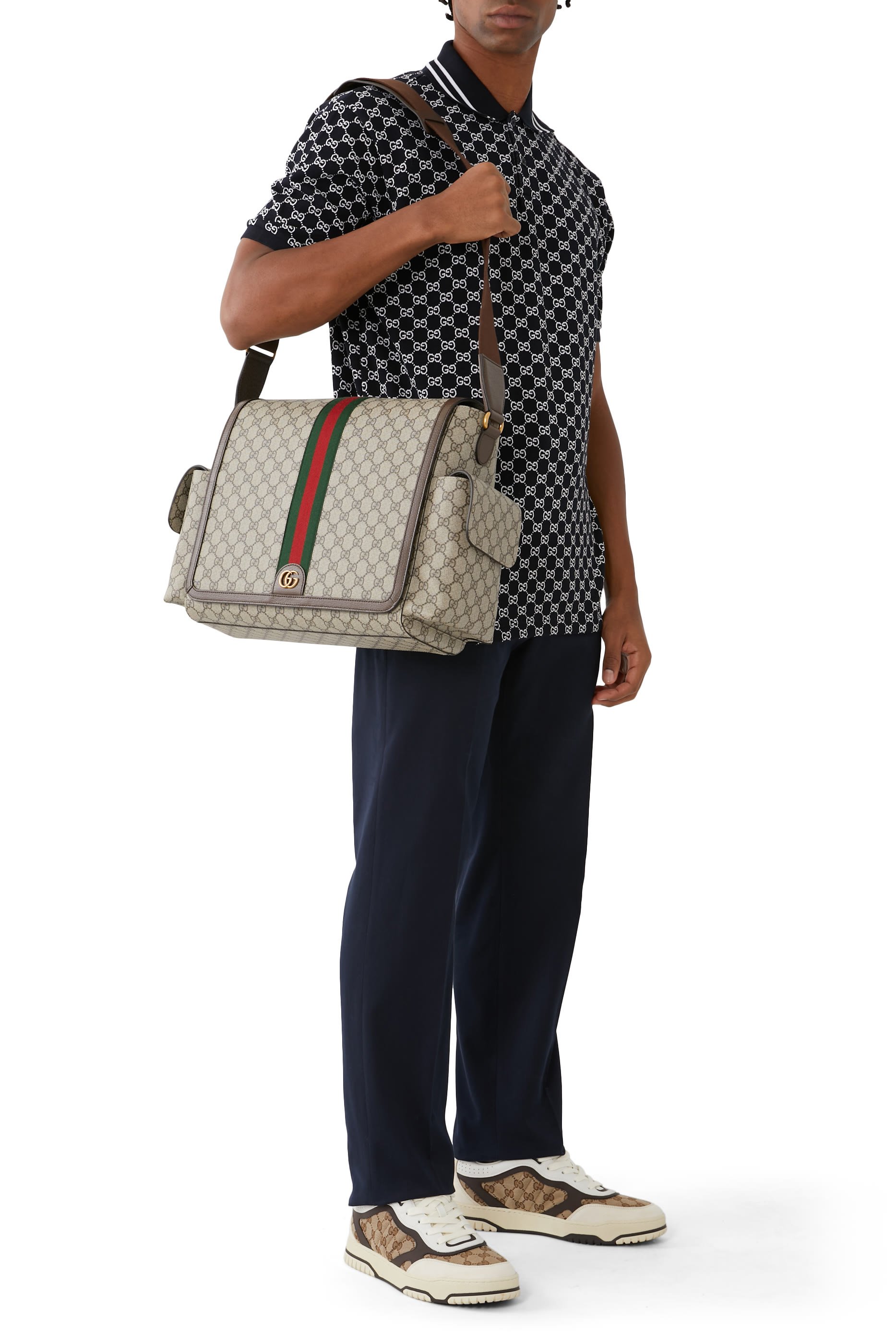 حقيبة مستلزمات أطفال بنقشة حرفي شعار الماركة