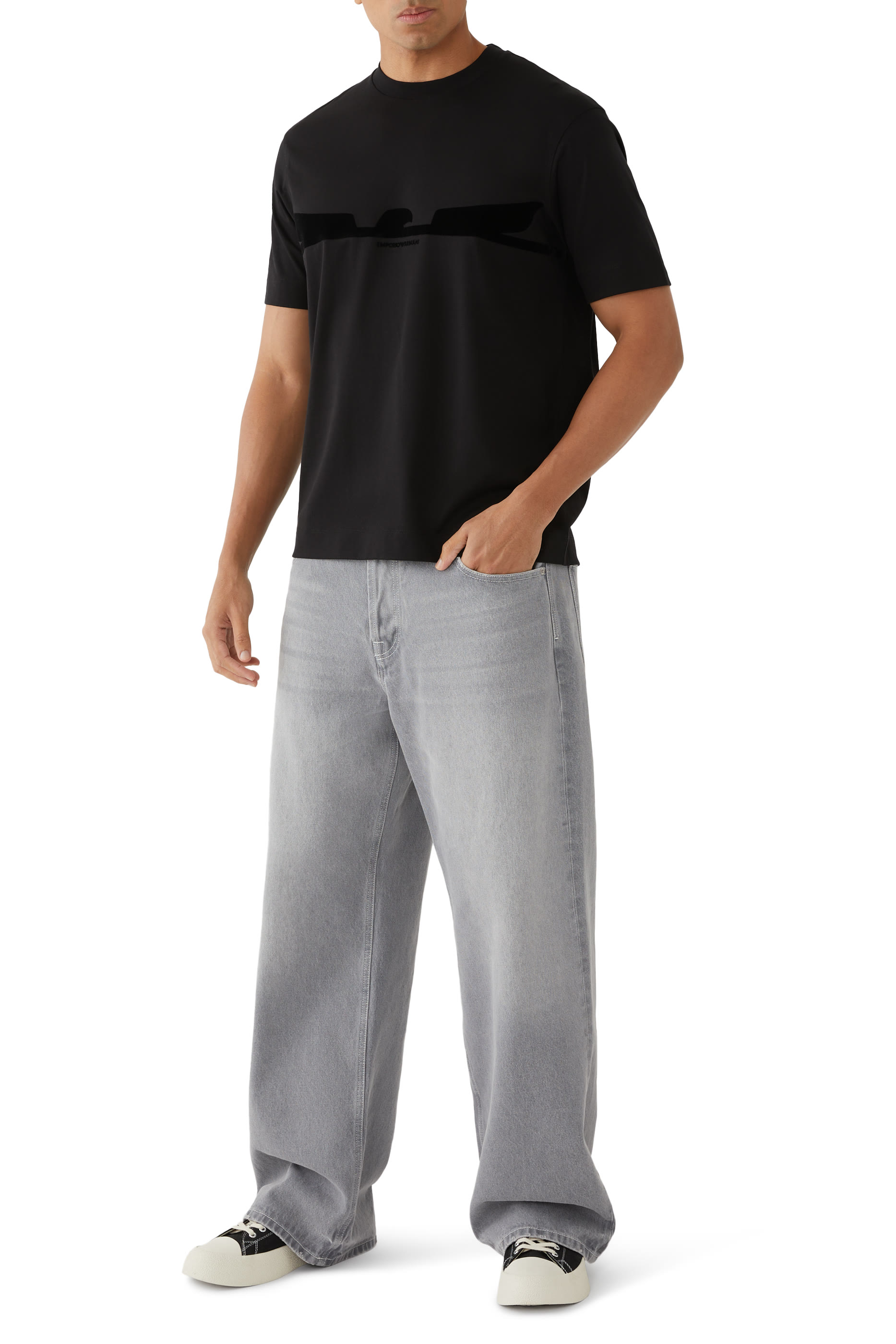 تيشيرت بشعار الماركة قطن