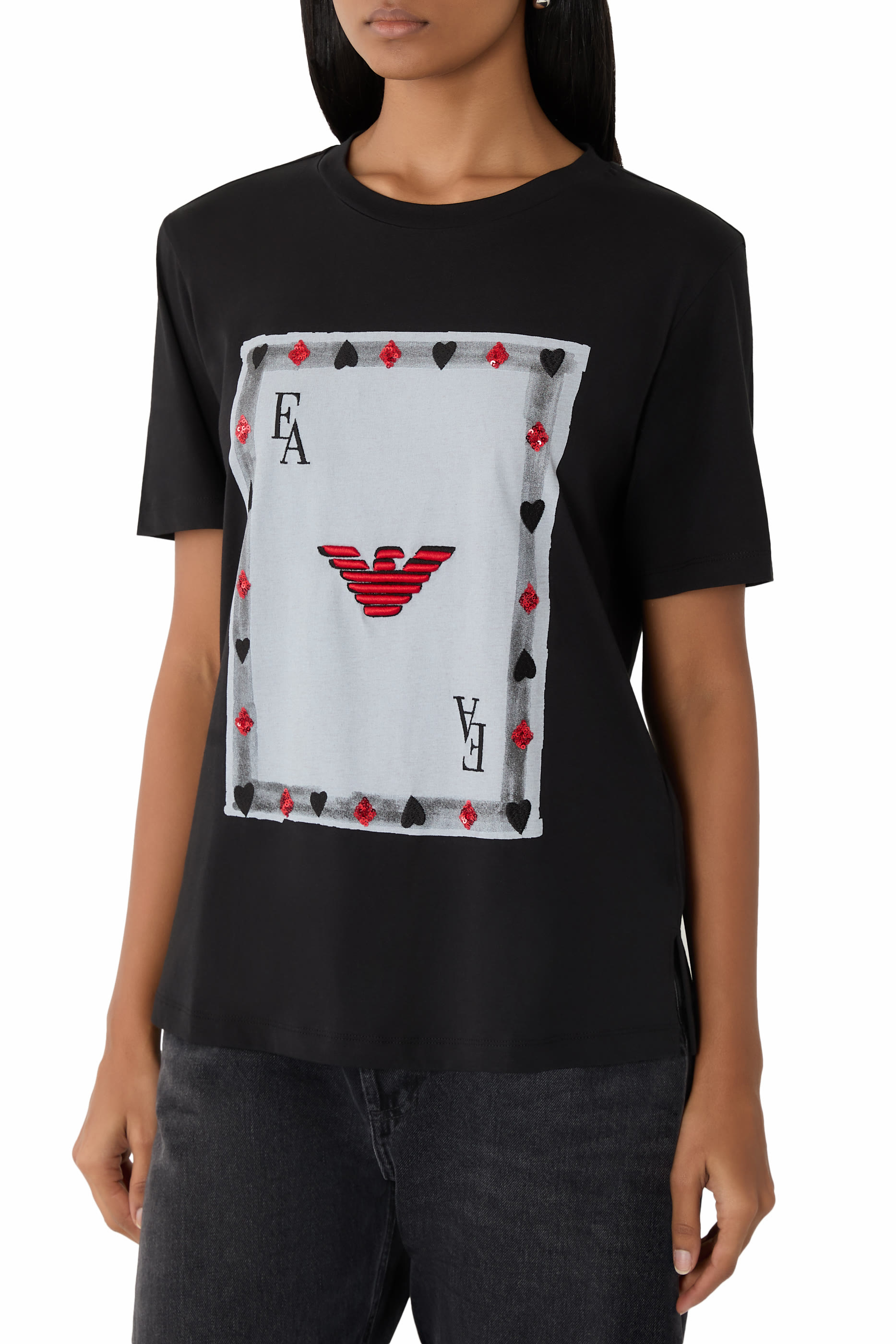 تيشيرت بنقشة بطاقات لعب بشعار الماركة