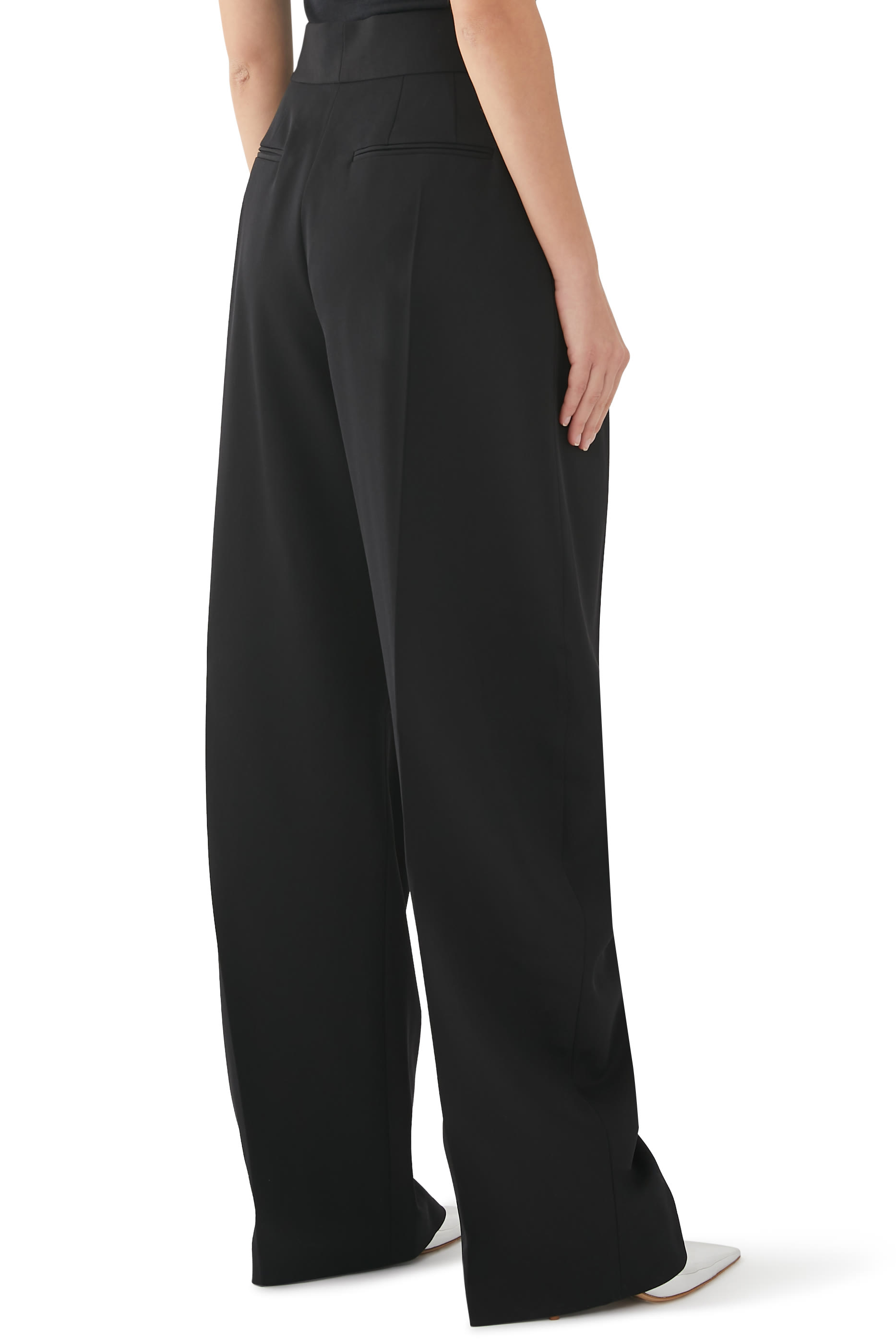 بنطال غاري طويل