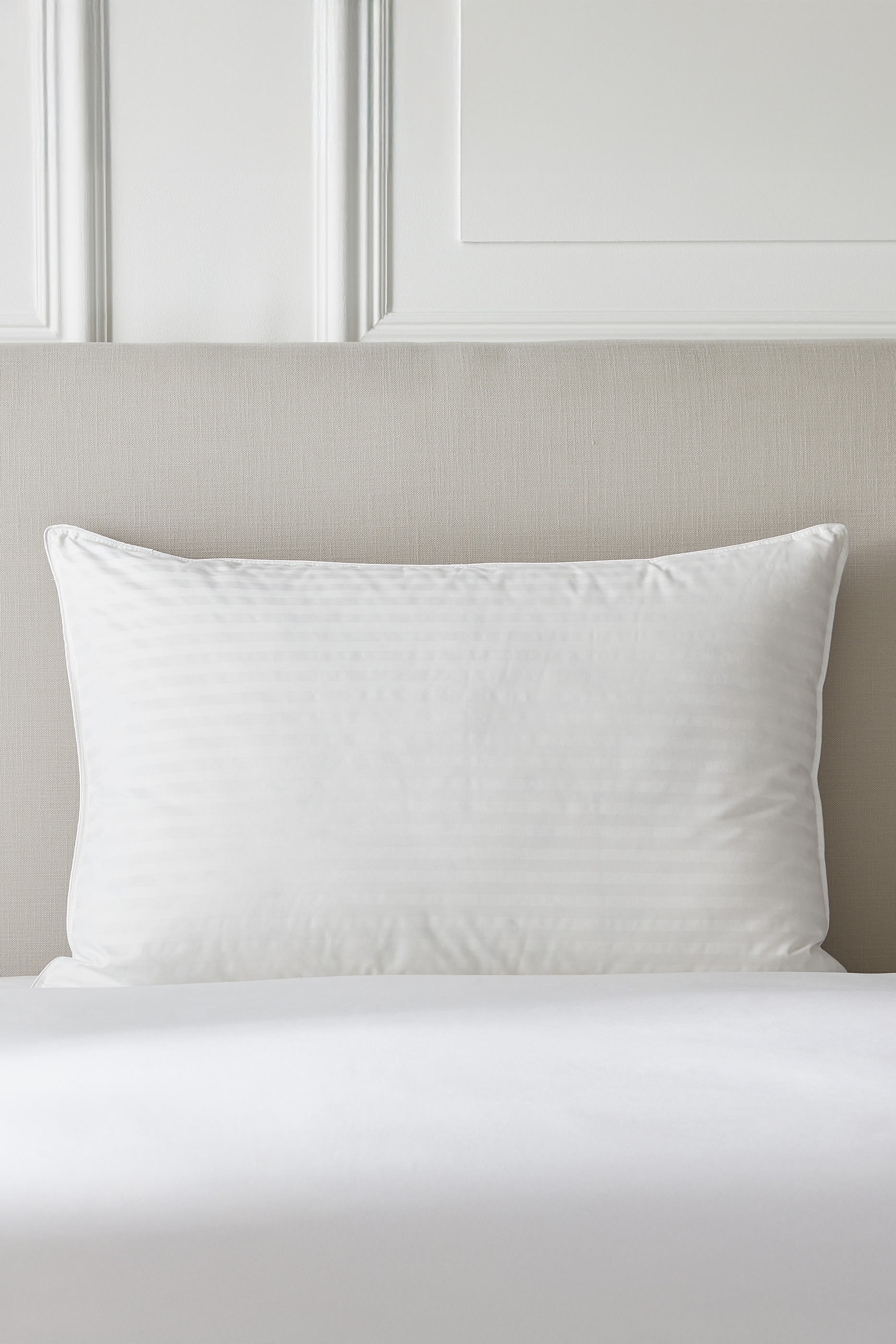 وسادة فاخرة بحشوة زغب إوز مجري