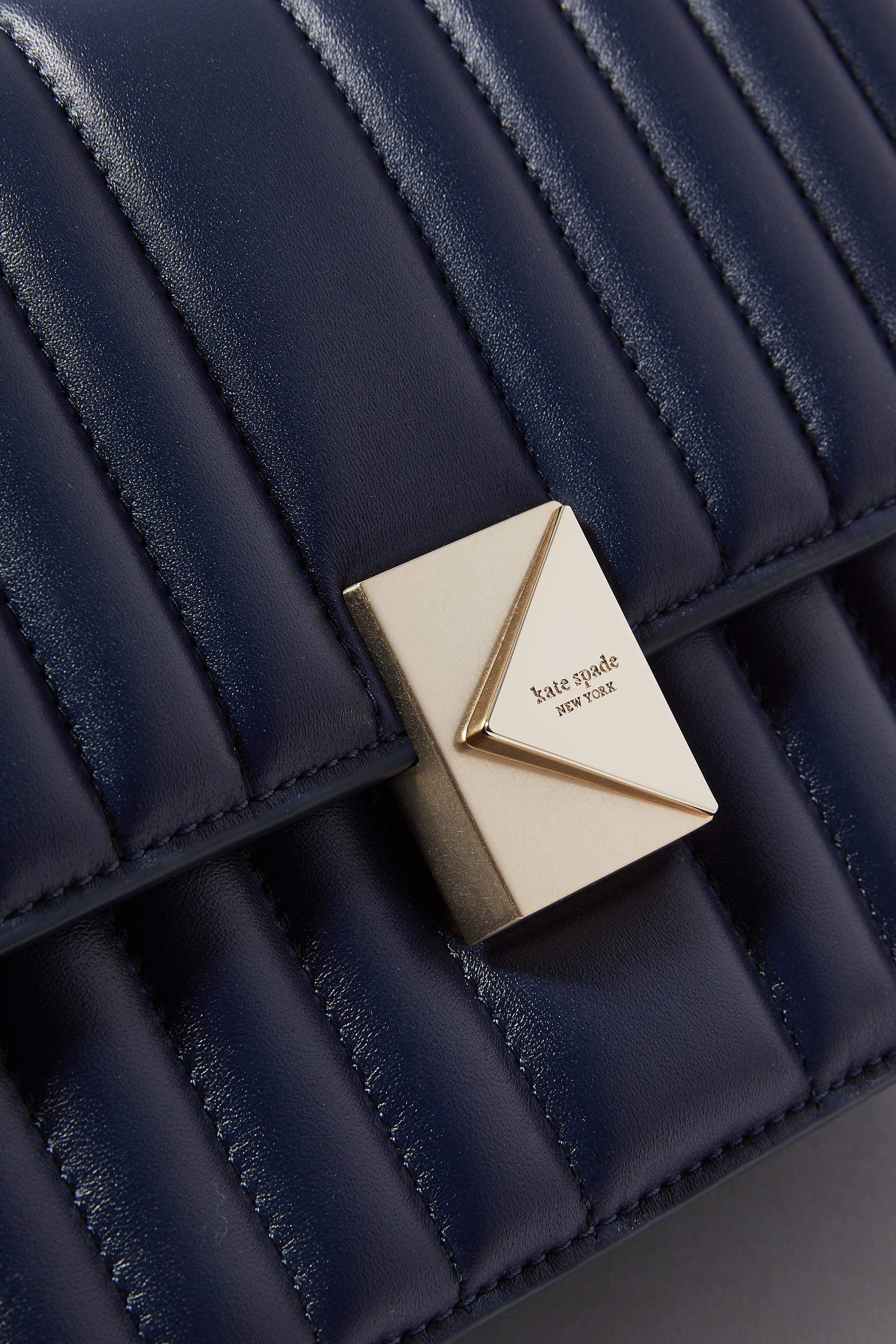 حقيبة كتف ديكو بسلسلة جلد مبطن