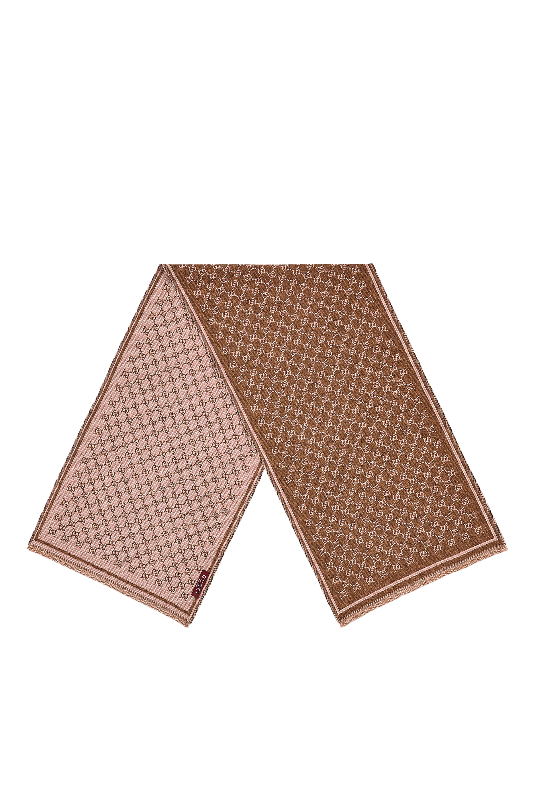 وشاح مزين بشعار الماركة صوف