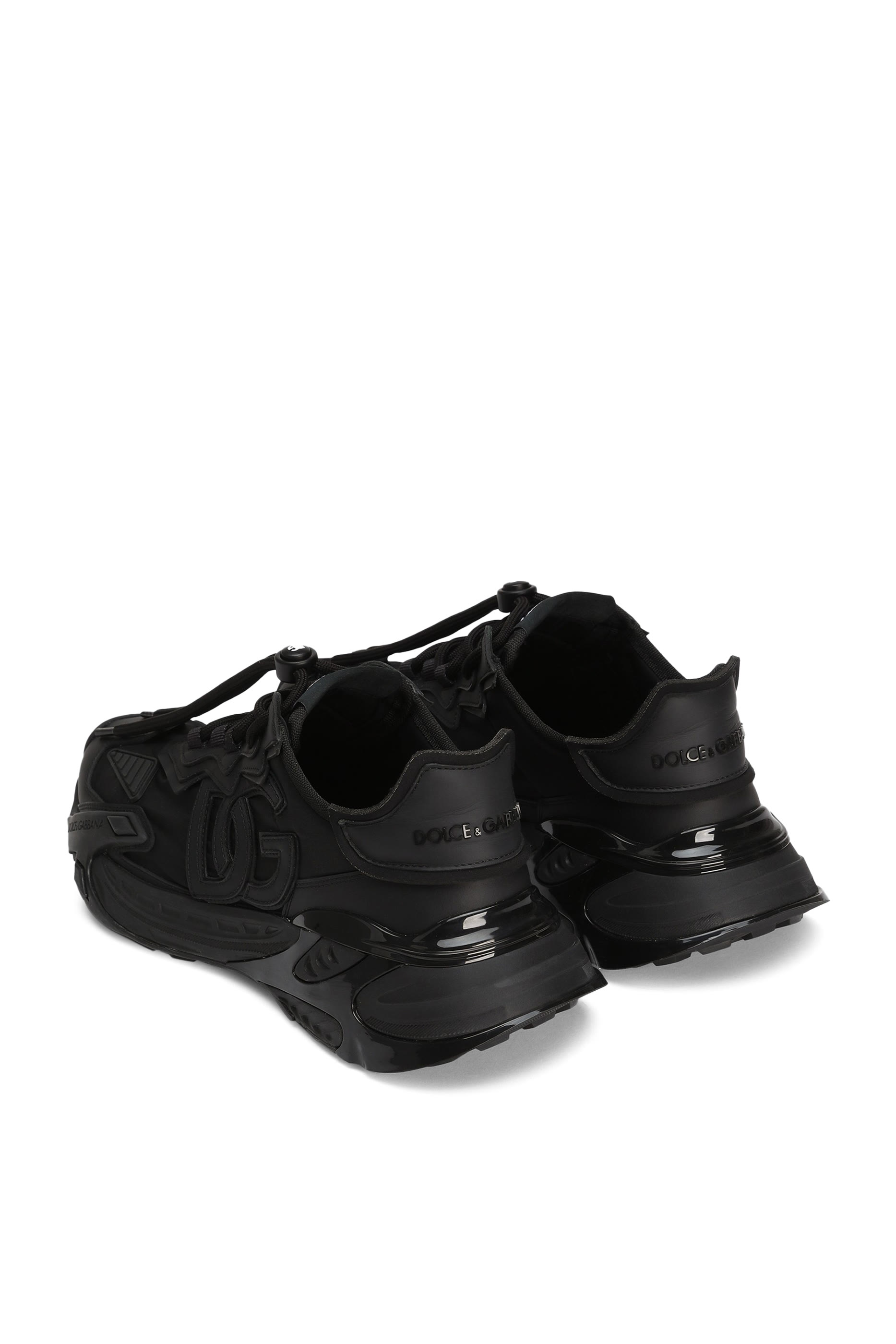 سنيكرز دايماستر