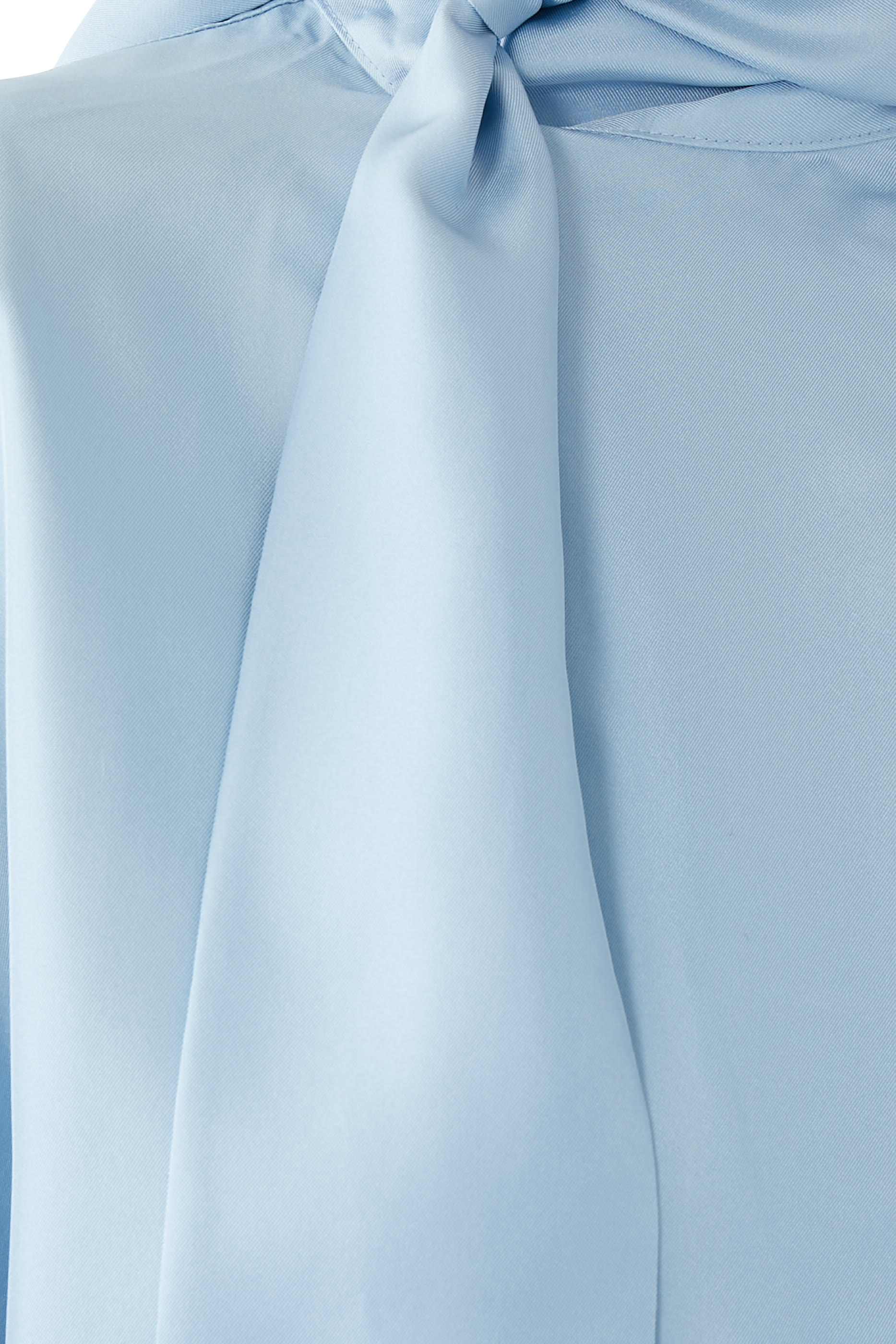 فستان بوشاح حرير