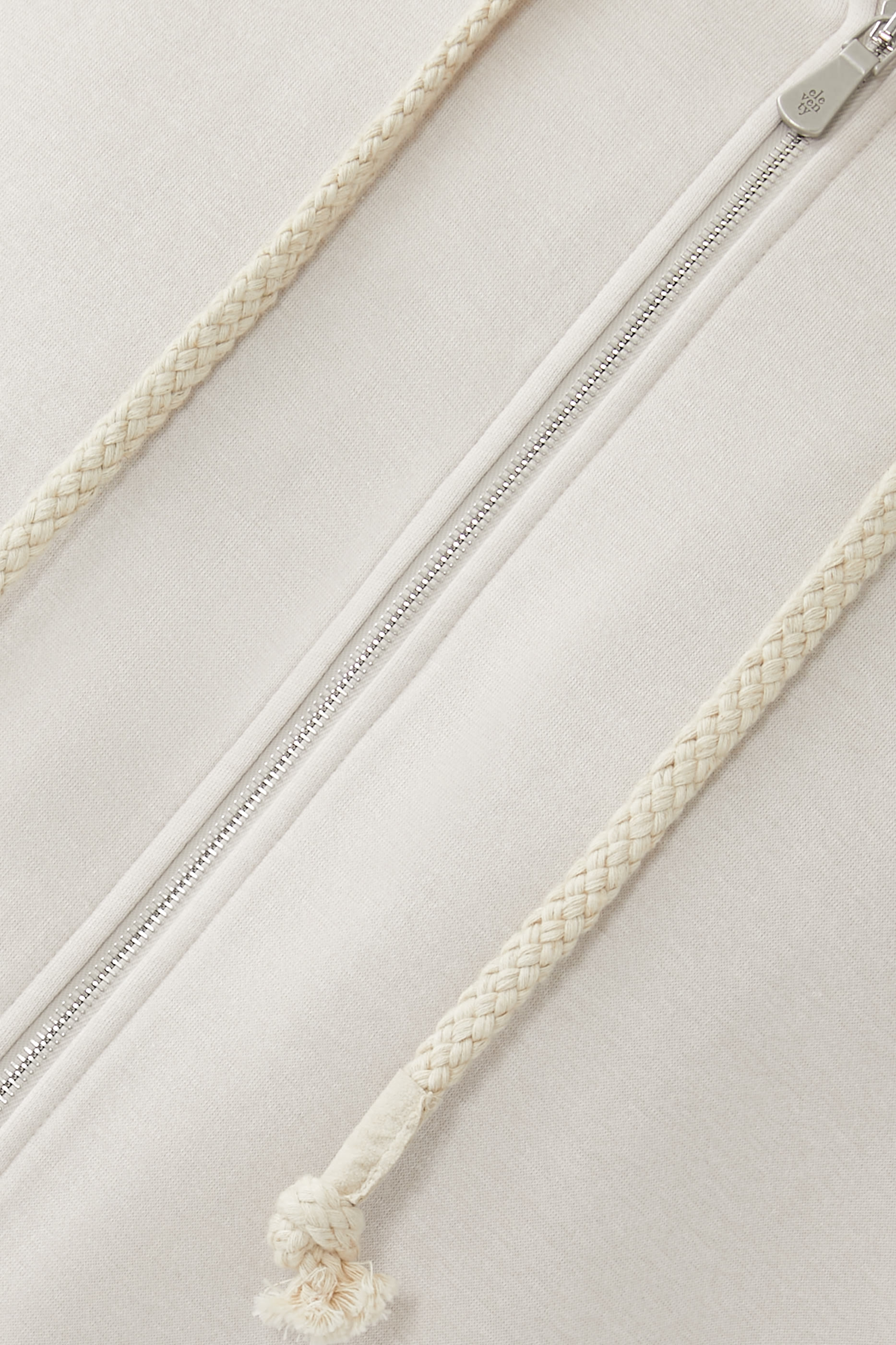 هودي بسحاب كامل