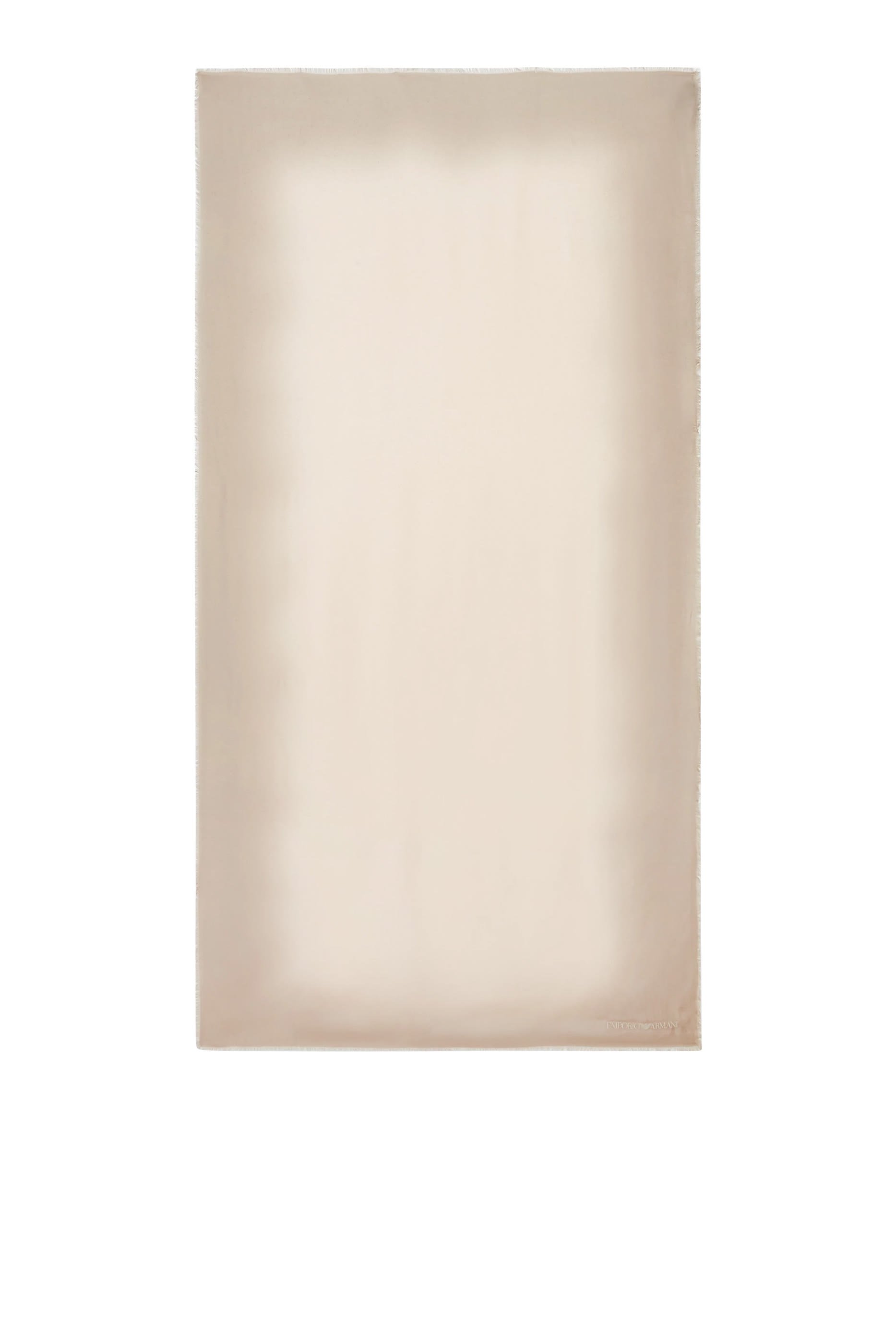 وشاح بنقشة بلون متدرج