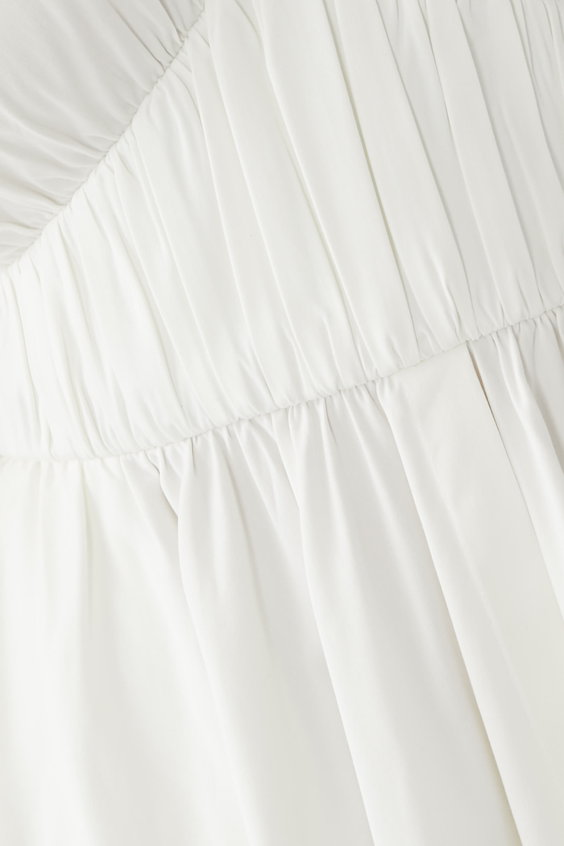 فستان فيرو بأكمام طويلة