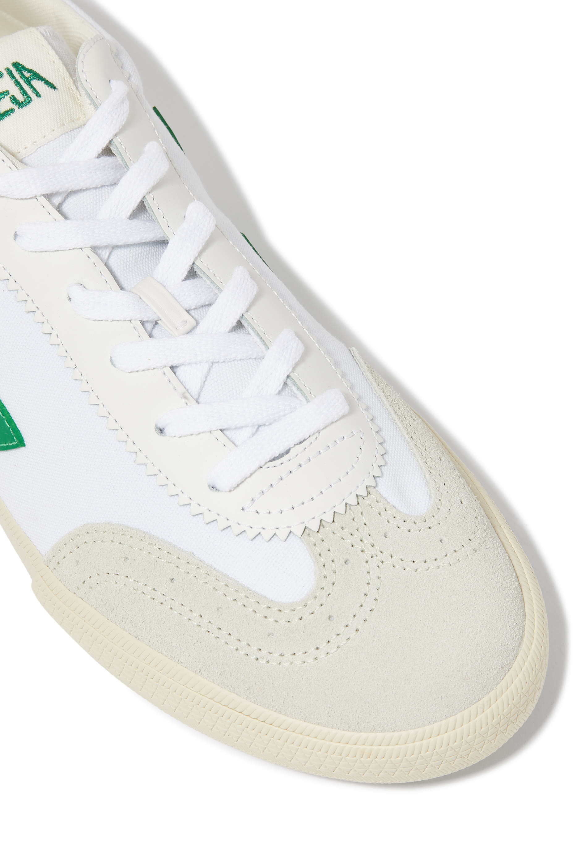 سنيكرز فولي قماش قنب