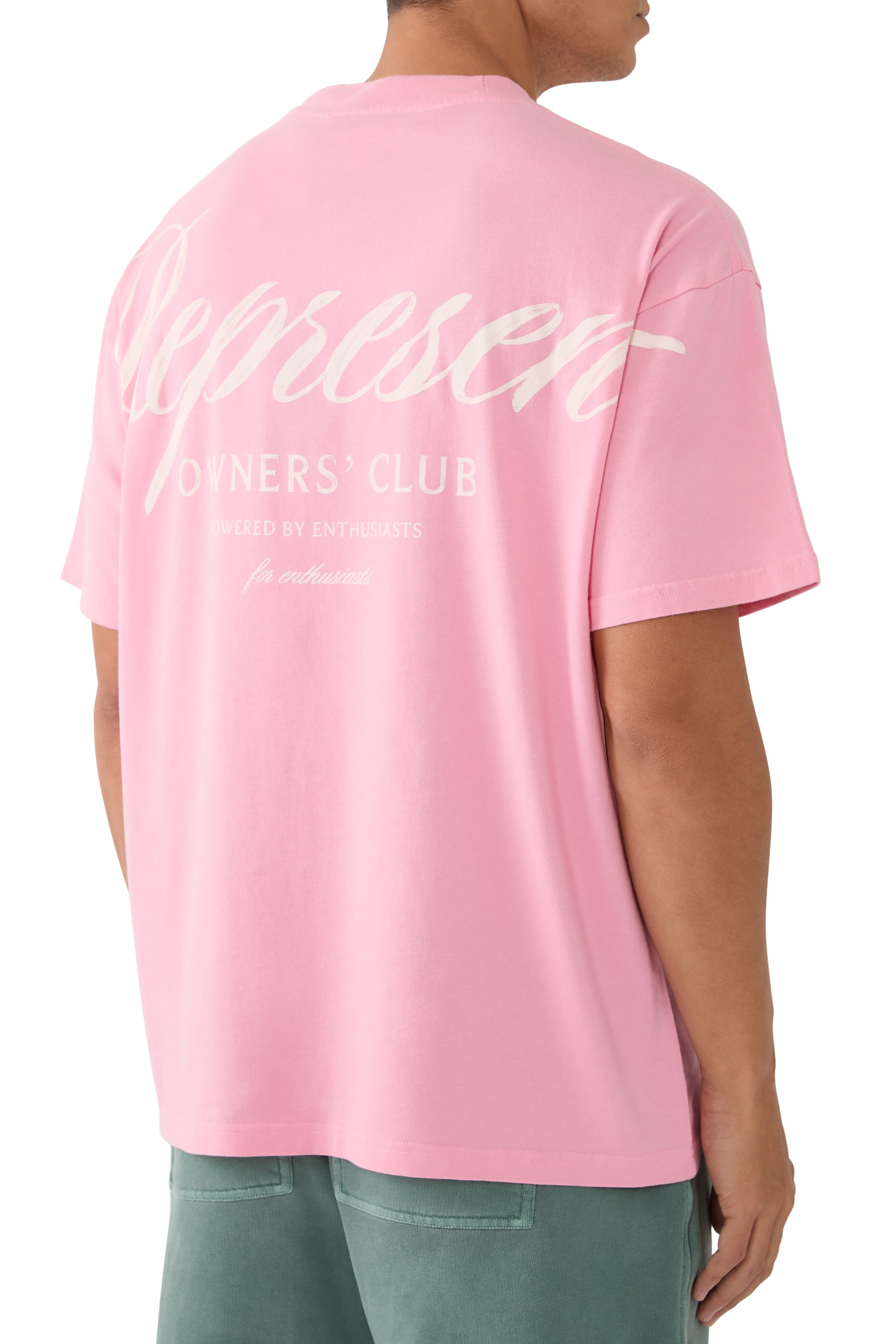 تيشيرت بشعار الماركة