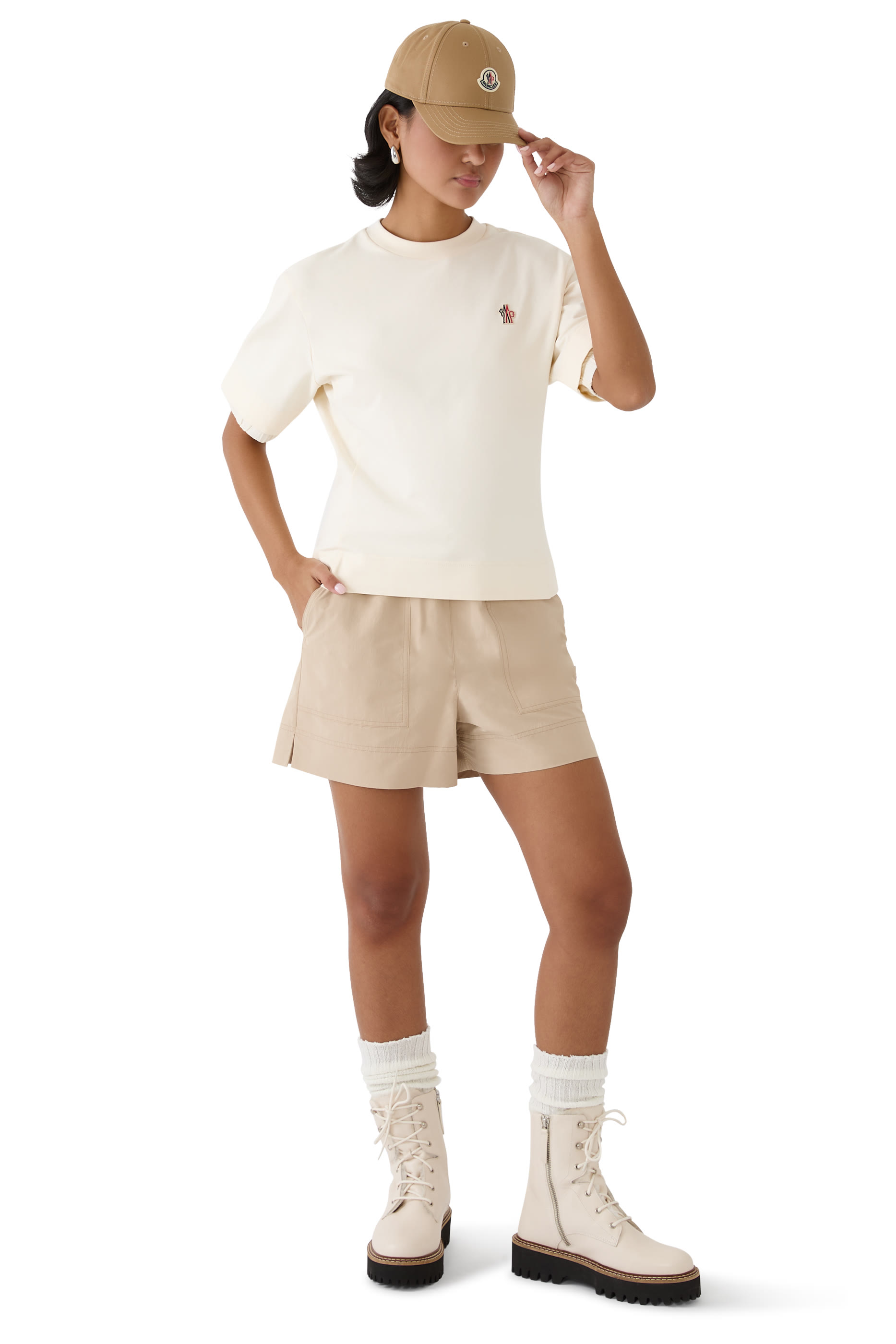 تيشيرت بشعار الماركة قطن