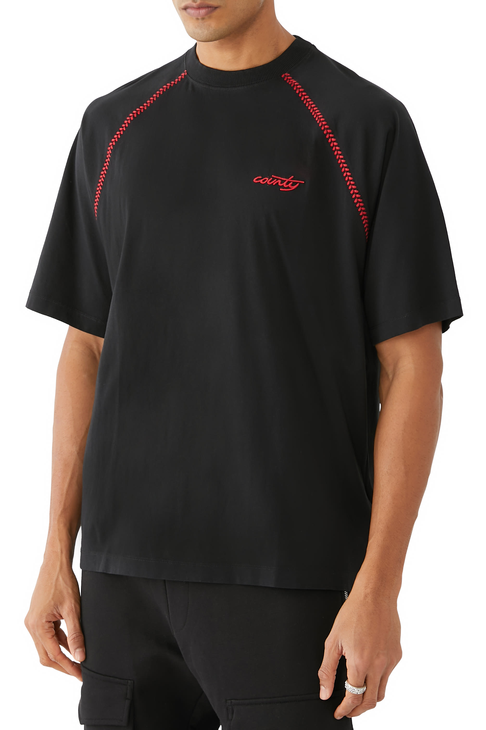 تيشيرت بشعار كونتي اوف ميلان