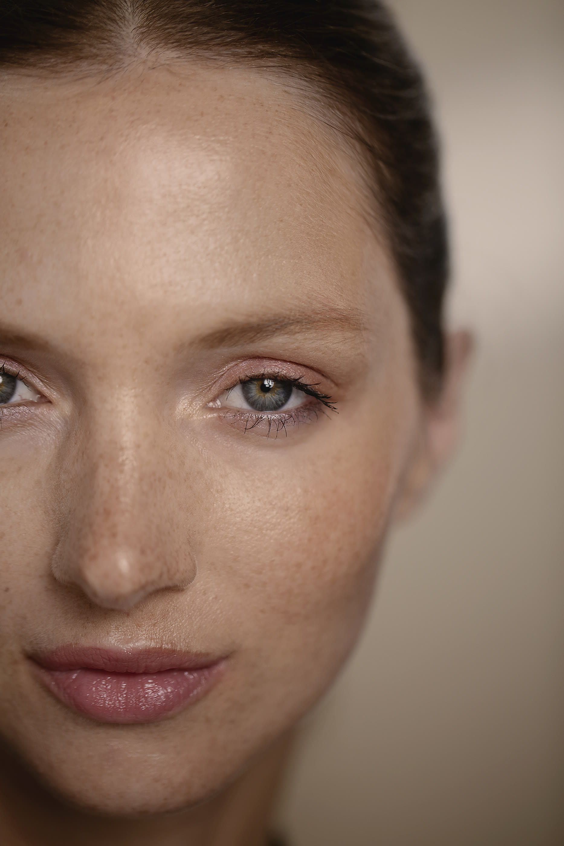 قلم العيون فيتو آي قابل للف