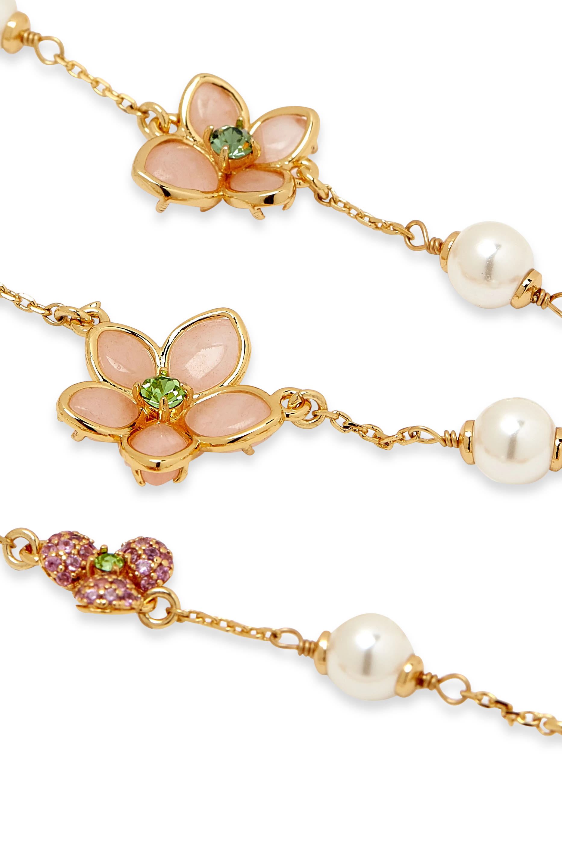 قلادة بحلي بتصميم بتلات باستيل