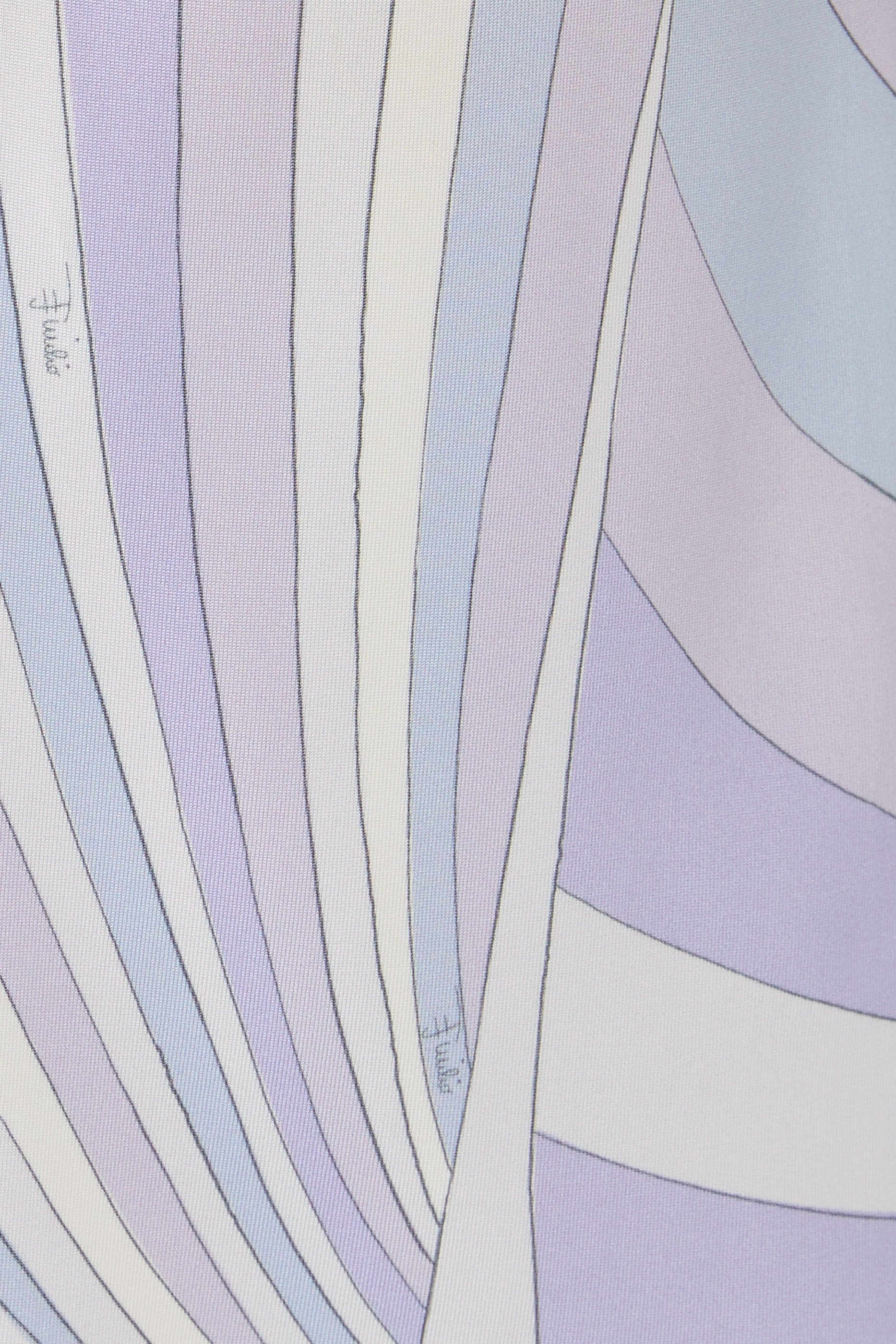 بنطال بقصة ساق مستقيمة بنقشة أيرايد 