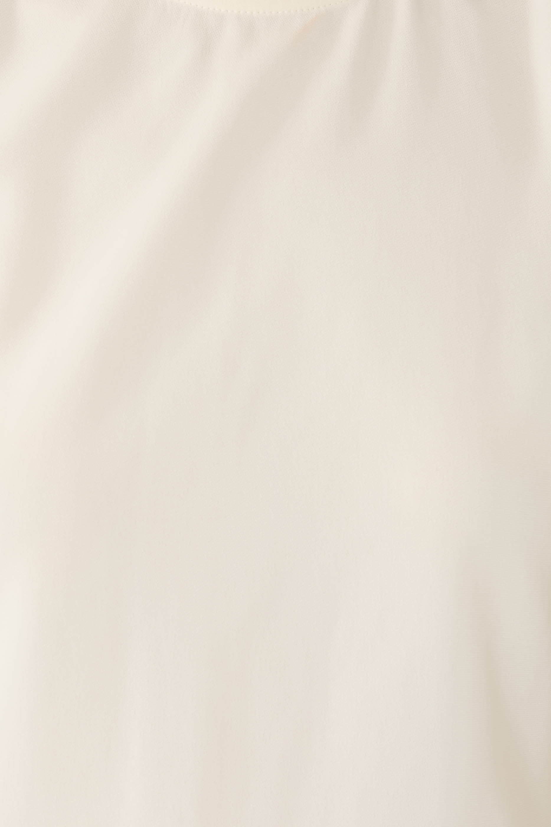 بلوزة برونتي