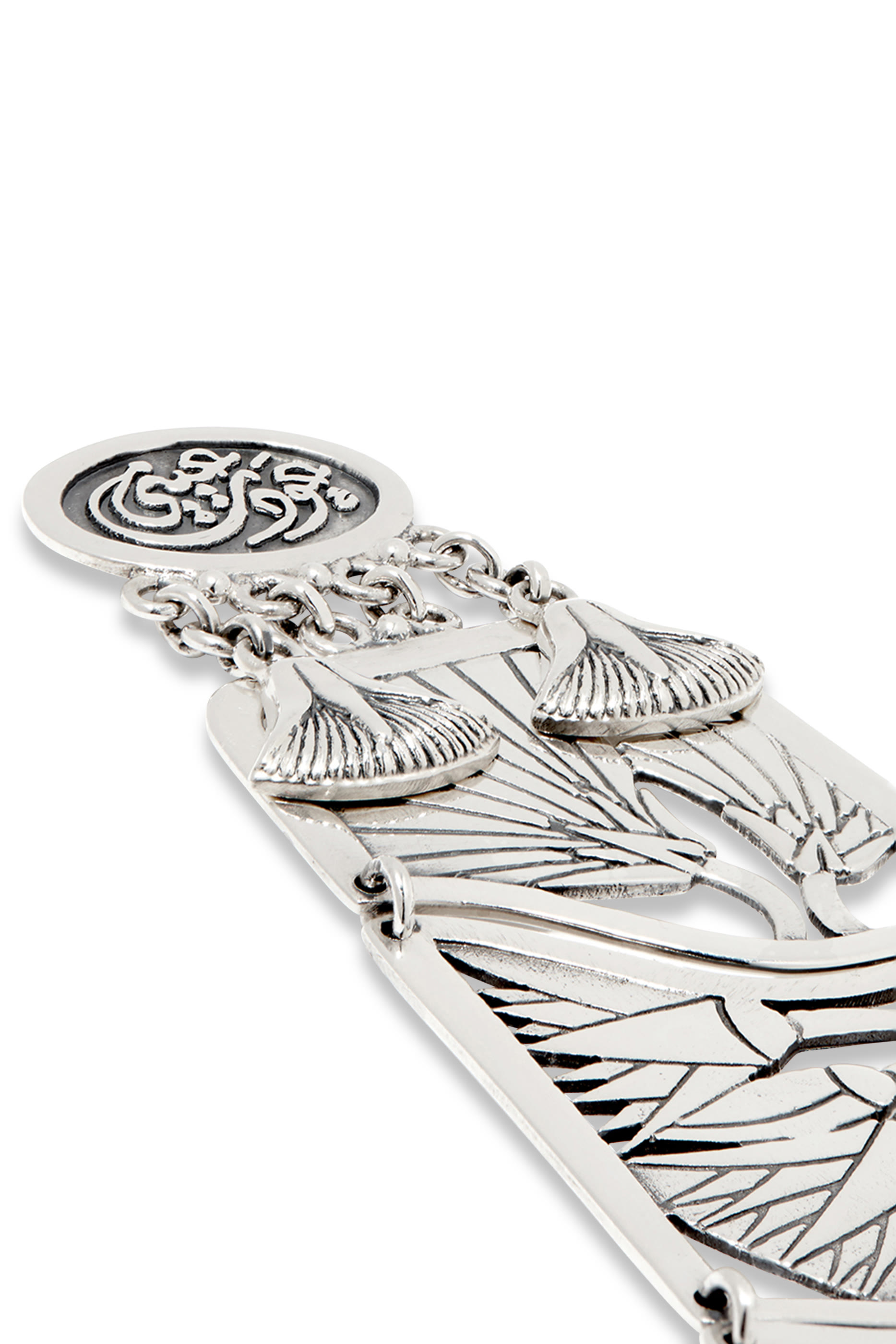 أقراط فضة متدلية