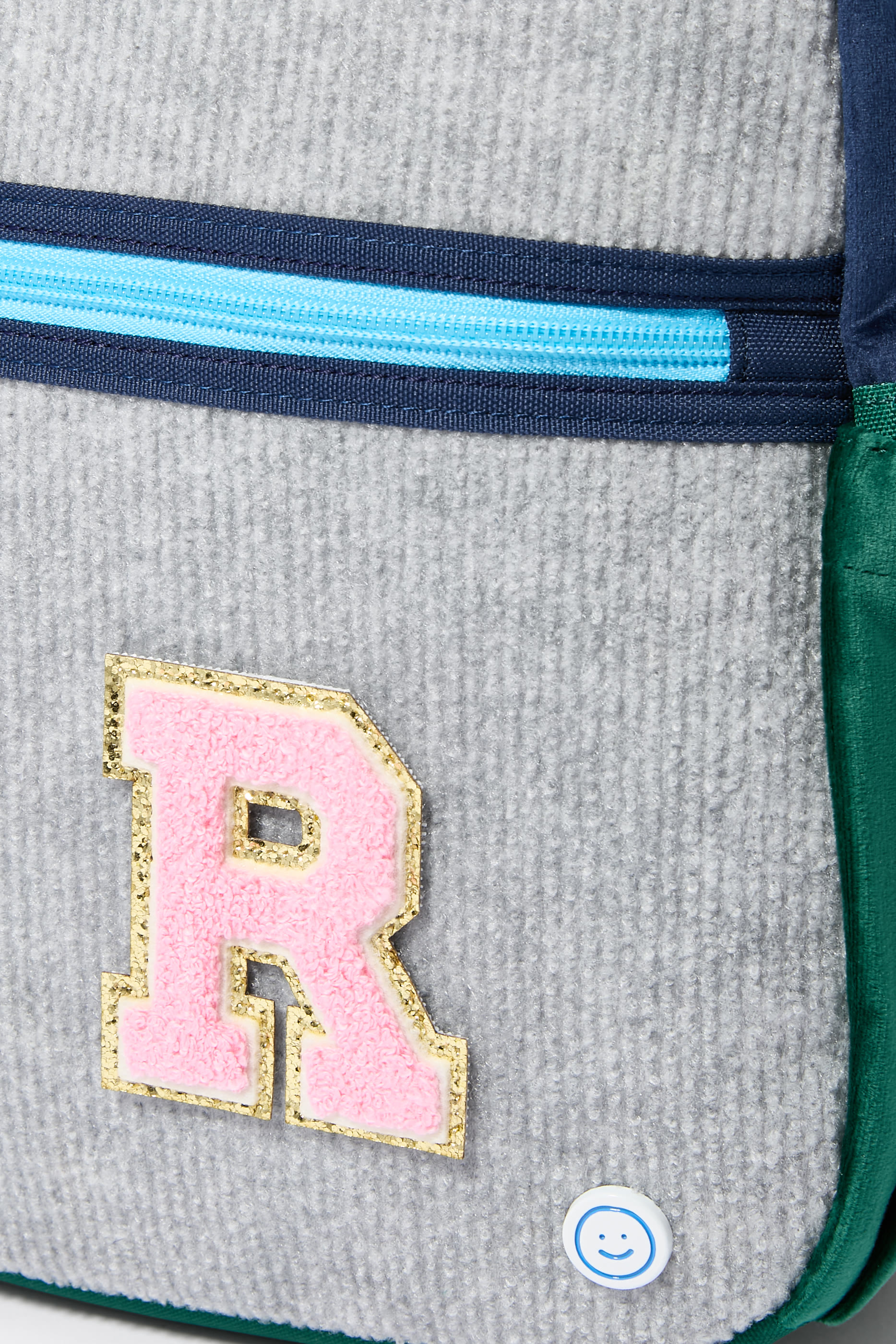 رقعة بتصميم حرف R لامعة شنيل مقاس 3 بوصة للأطفال