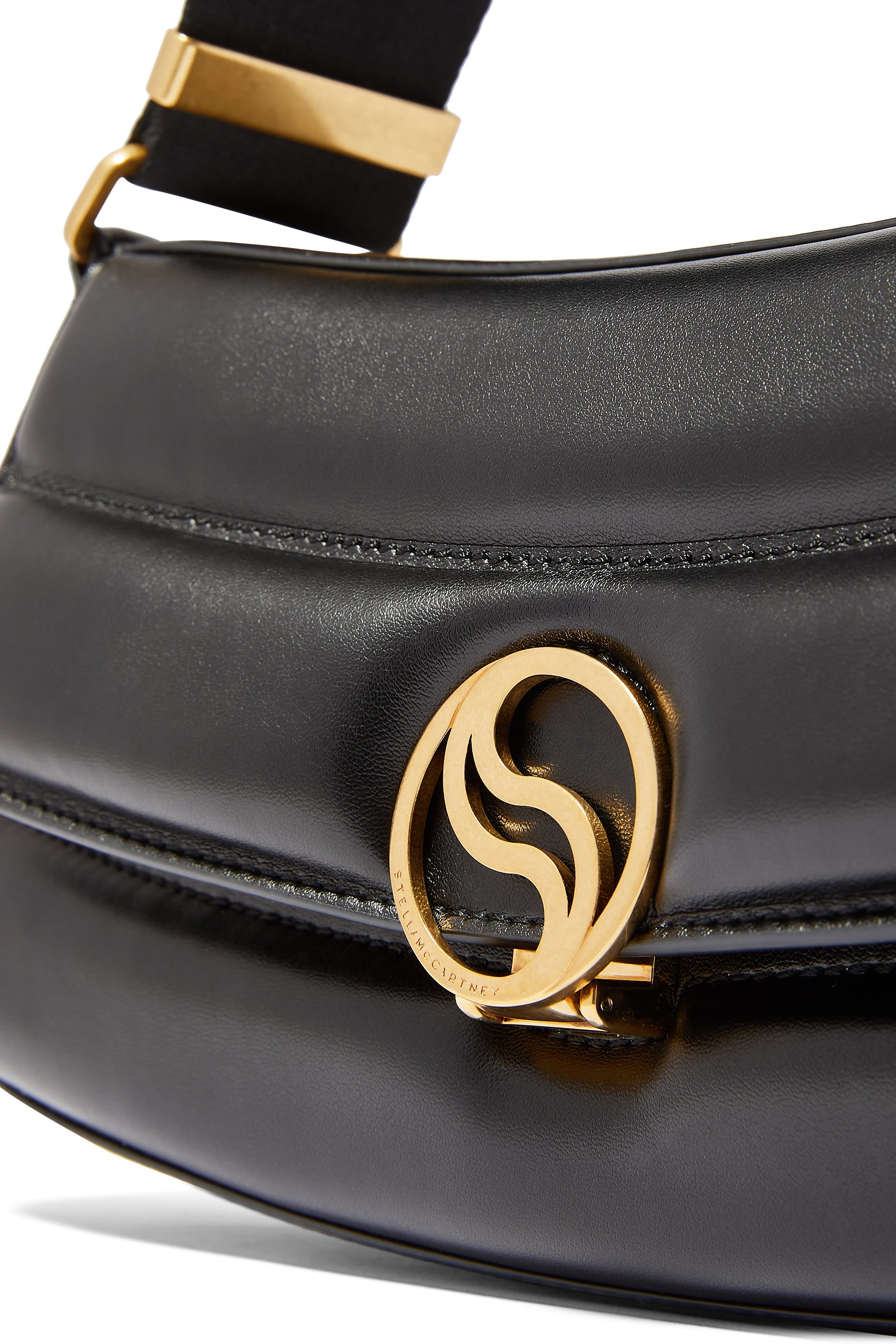 حقيبة كتف مبطنة بشعار S مموج