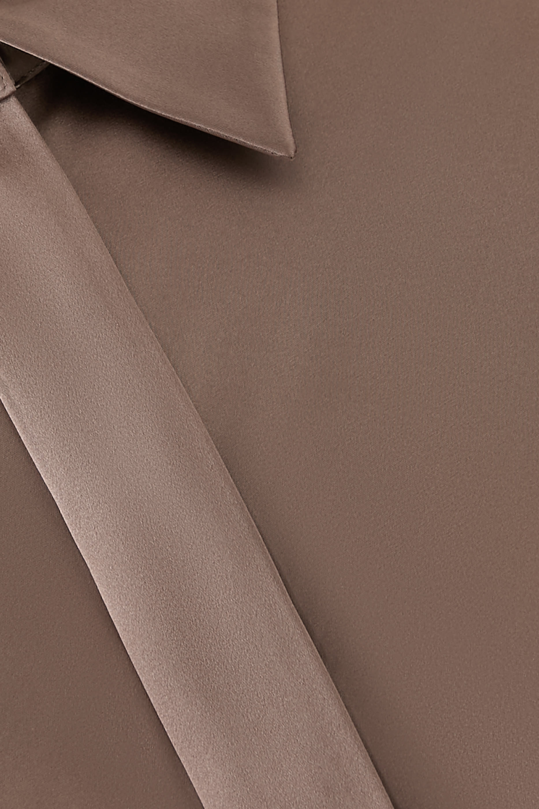 بلوزة برونيل حرير ساتان