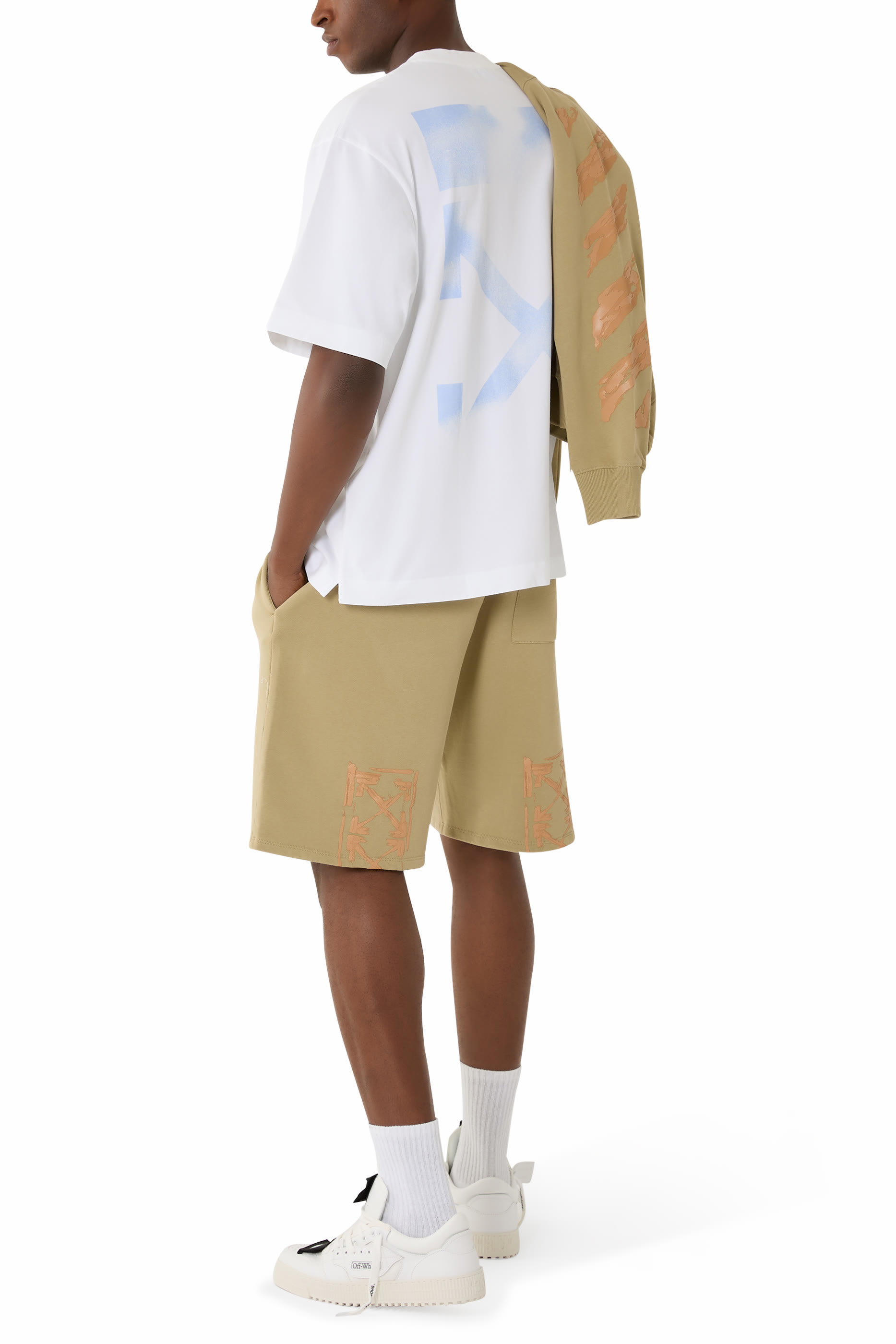 تيشيرت سكيت مزين بشعار الماركة