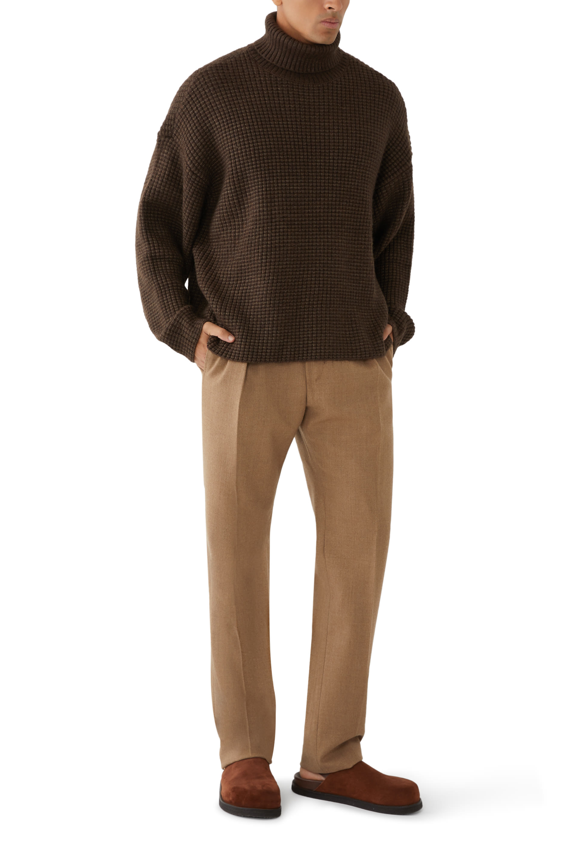 سترة بياقة عالية نسيج متشابك ثقيل