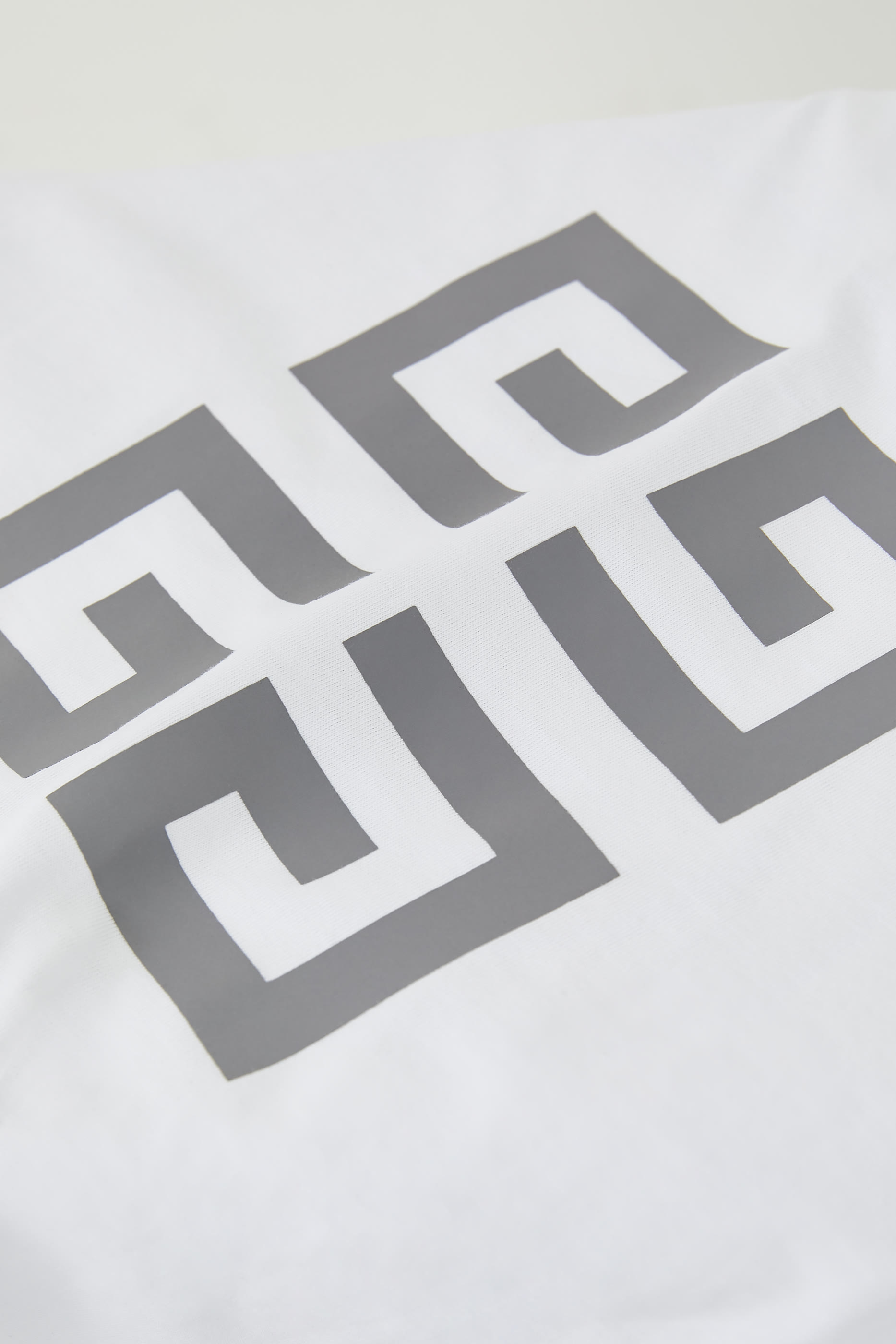 تيشيرت بأكمام قصيرة للأطفال