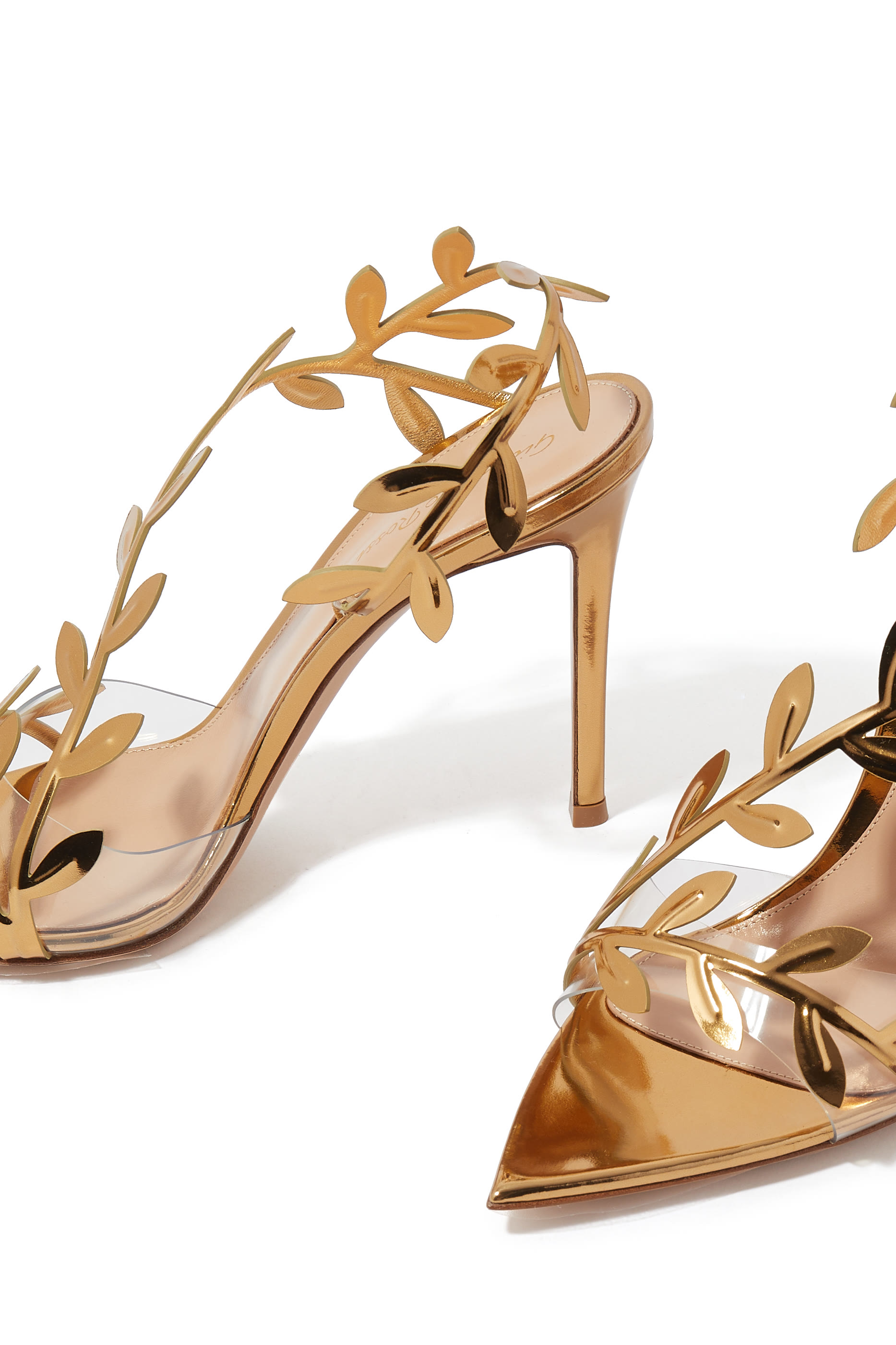 صندل فلافيا 150 جلد لامع بتصميم غير متماثل