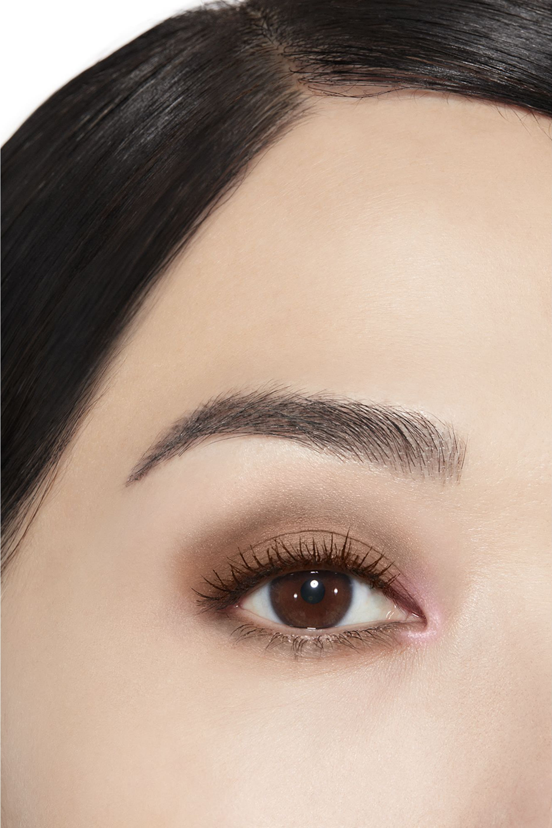 لوحة ظلال عيون LES BEIGES EYESHADOW PALETTE لإشراقة صحية وطبيعية