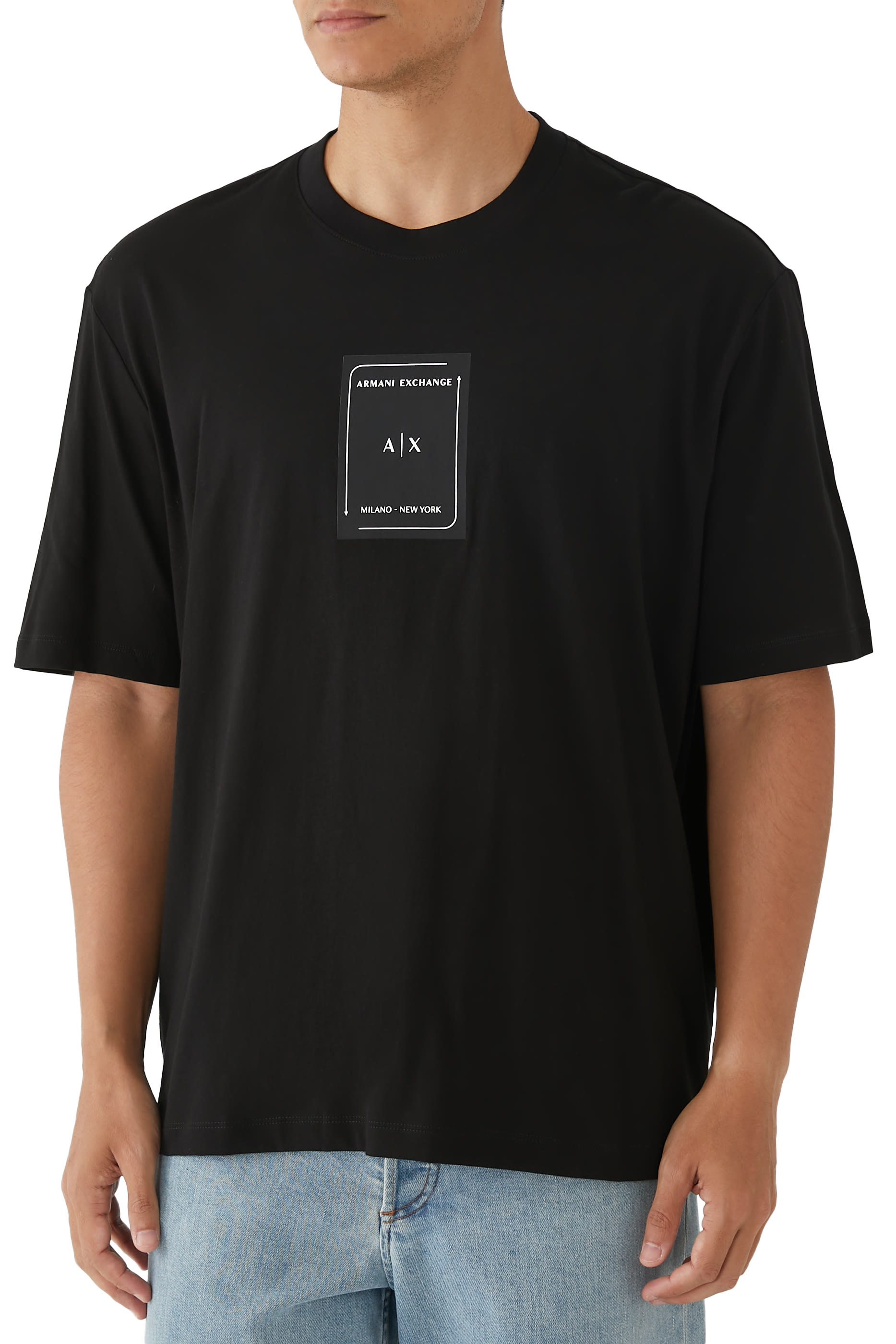 تيشيرت بشعار الماركة